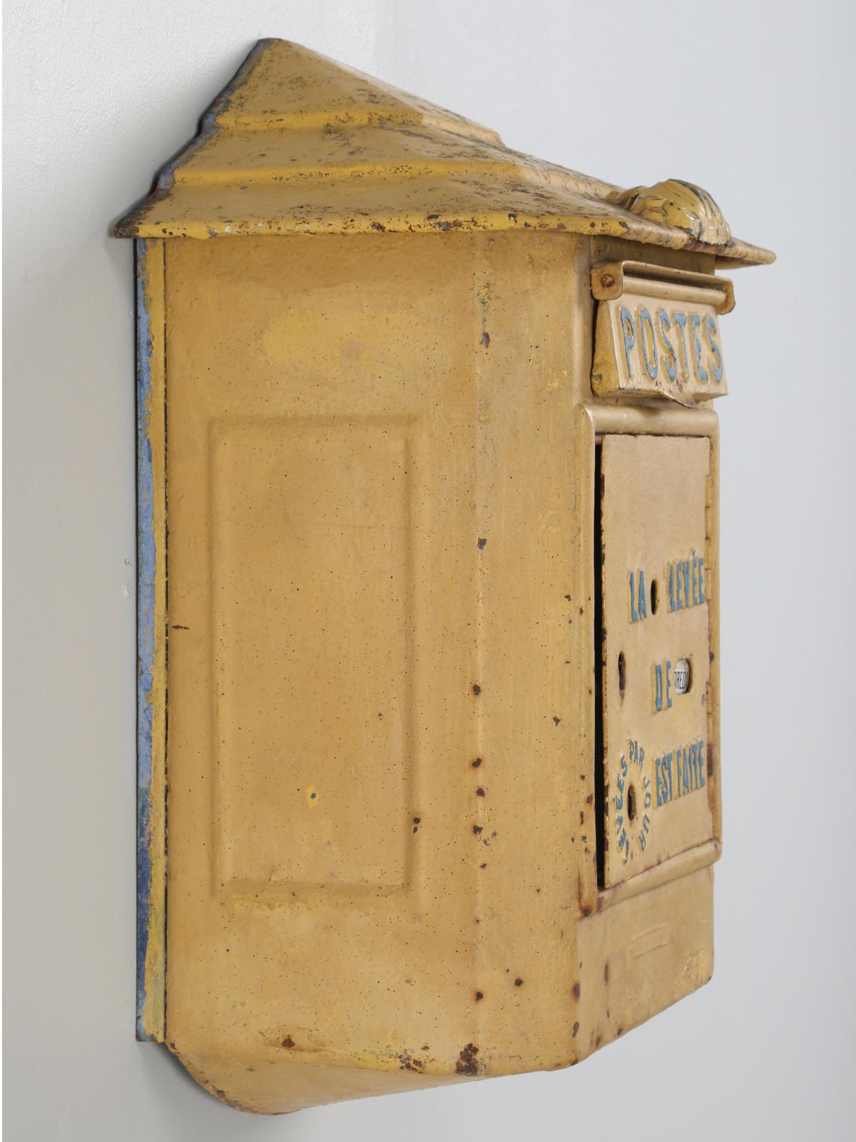Antique French Delachanal Paris Mailbox in Original Paint, circa 1918 In Good Condition In Chicago, IL