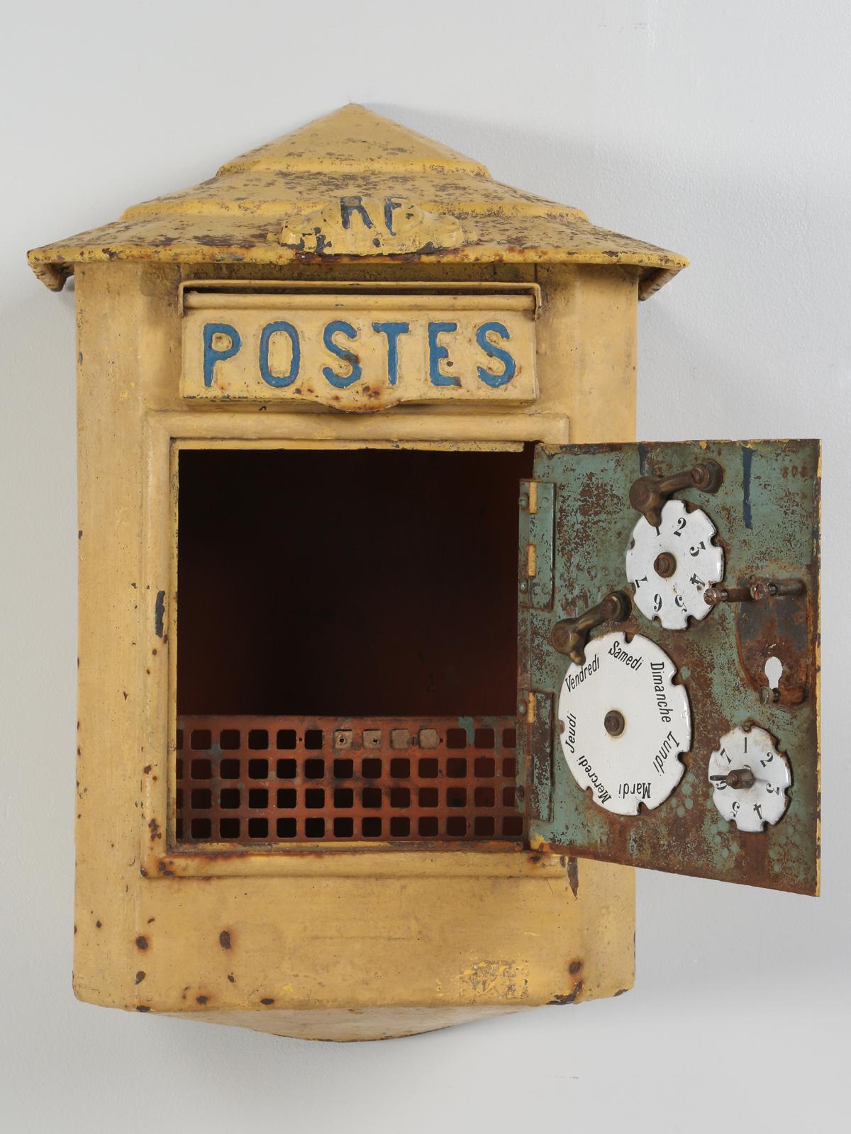 Early 20th Century Antique French Delachanal Paris Mailbox in Original Paint, circa 1918