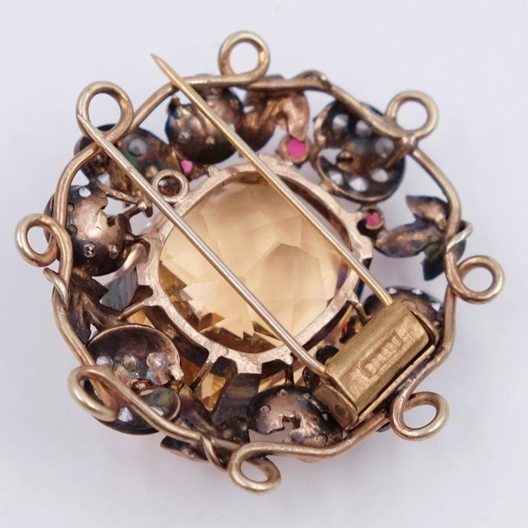 Depose brooch shop