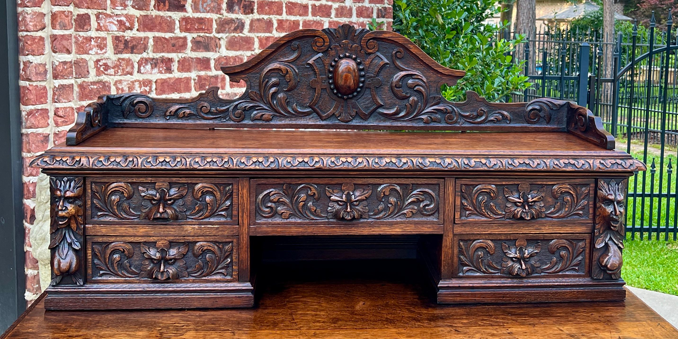 Ancienne bibliothèque de bureau française en chêne de style néo-renaissance, torsion d'orge, 19ème siècle en vente 6