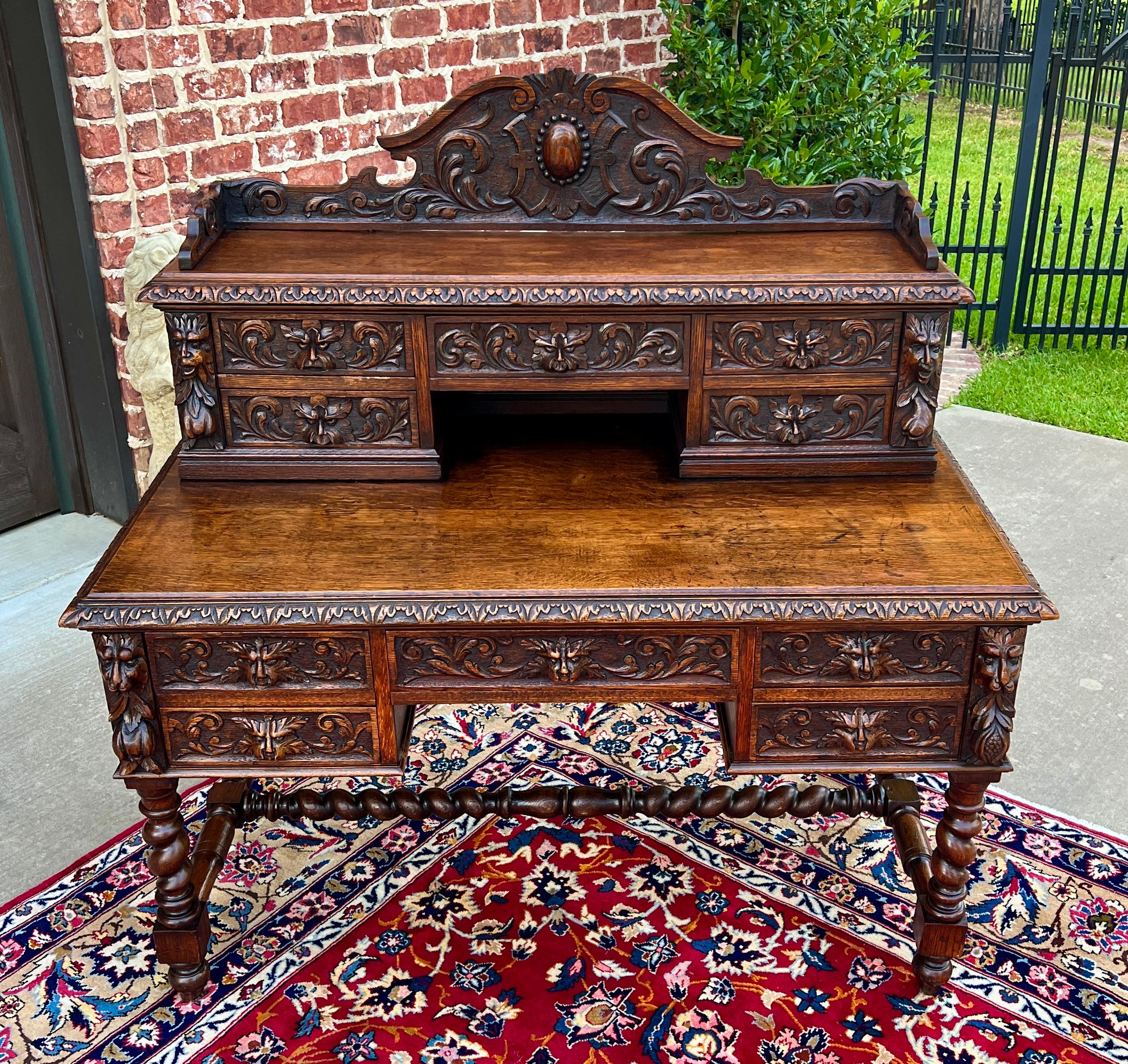XIXe siècle Ancienne bibliothèque de bureau française en chêne de style néo-renaissance, torsion d'orge, 19ème siècle en vente