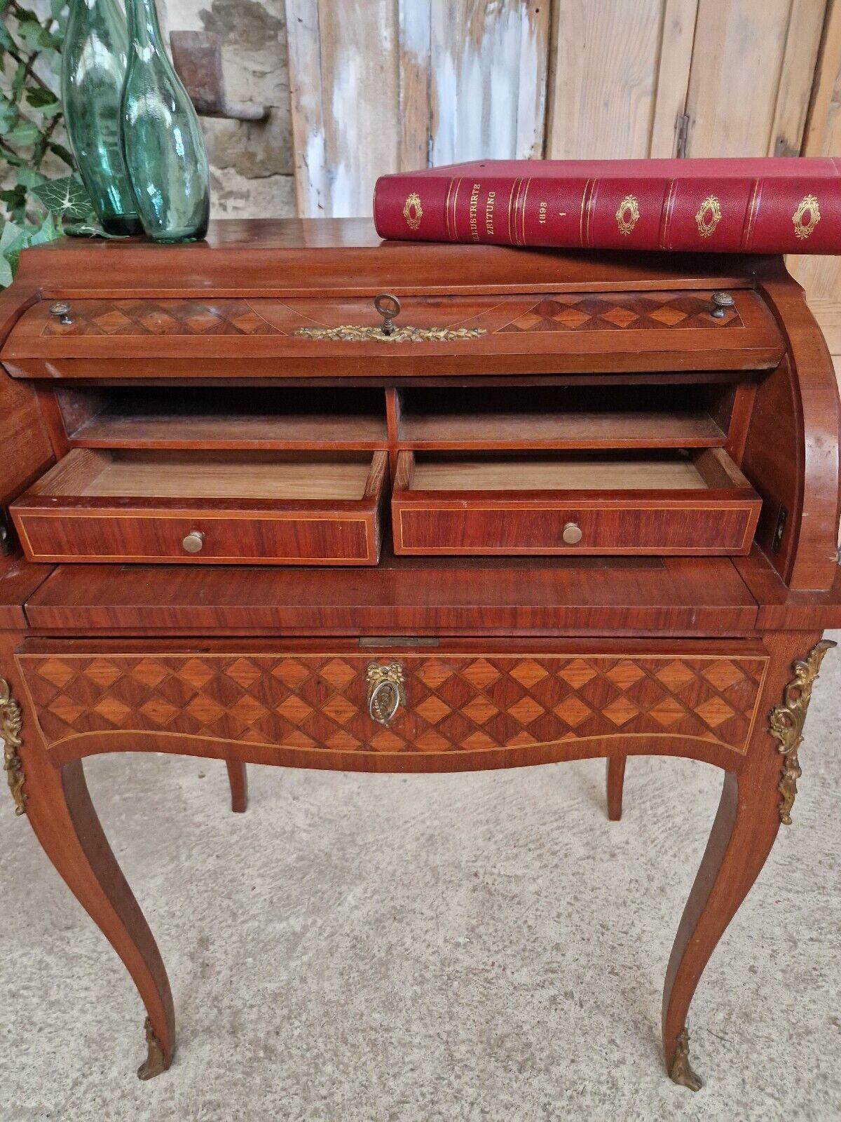 Antique French Desk Louis XV Style Cylinder Bureau de Dam In Good Condition For Sale In Buxton, GB