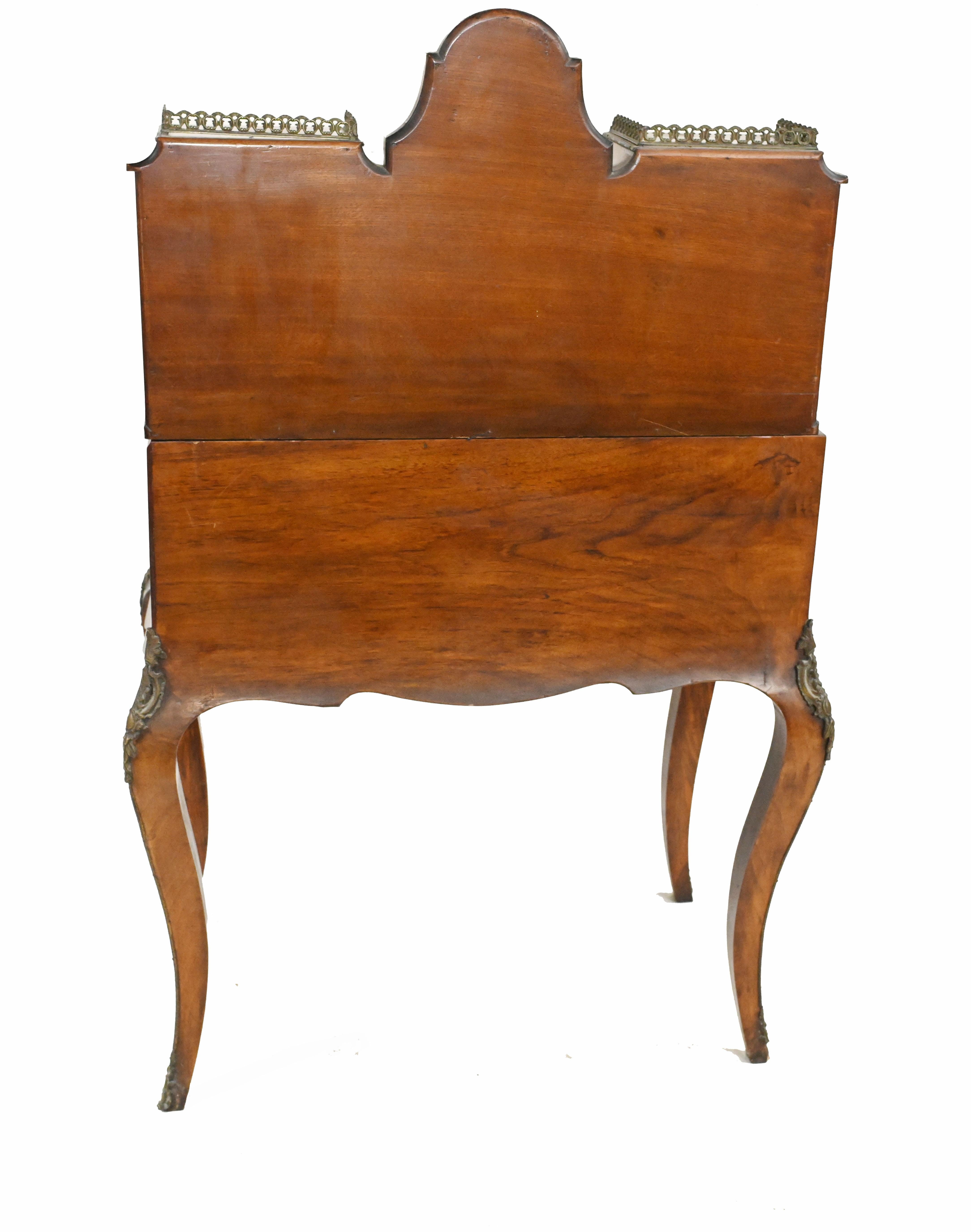 Antique French Desk, Walnut Bonheur De Jour Ladies Desk circa 1880 For Sale 5