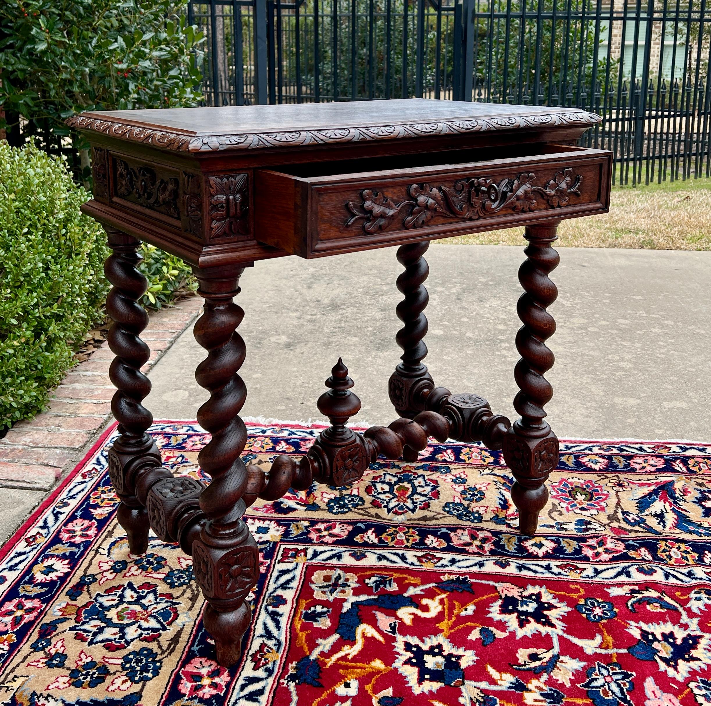 Antique French Escritorio Mesa de Escribir Mesilla de Noche PETITE c/ Cajón Barley Twist Roble en venta 4