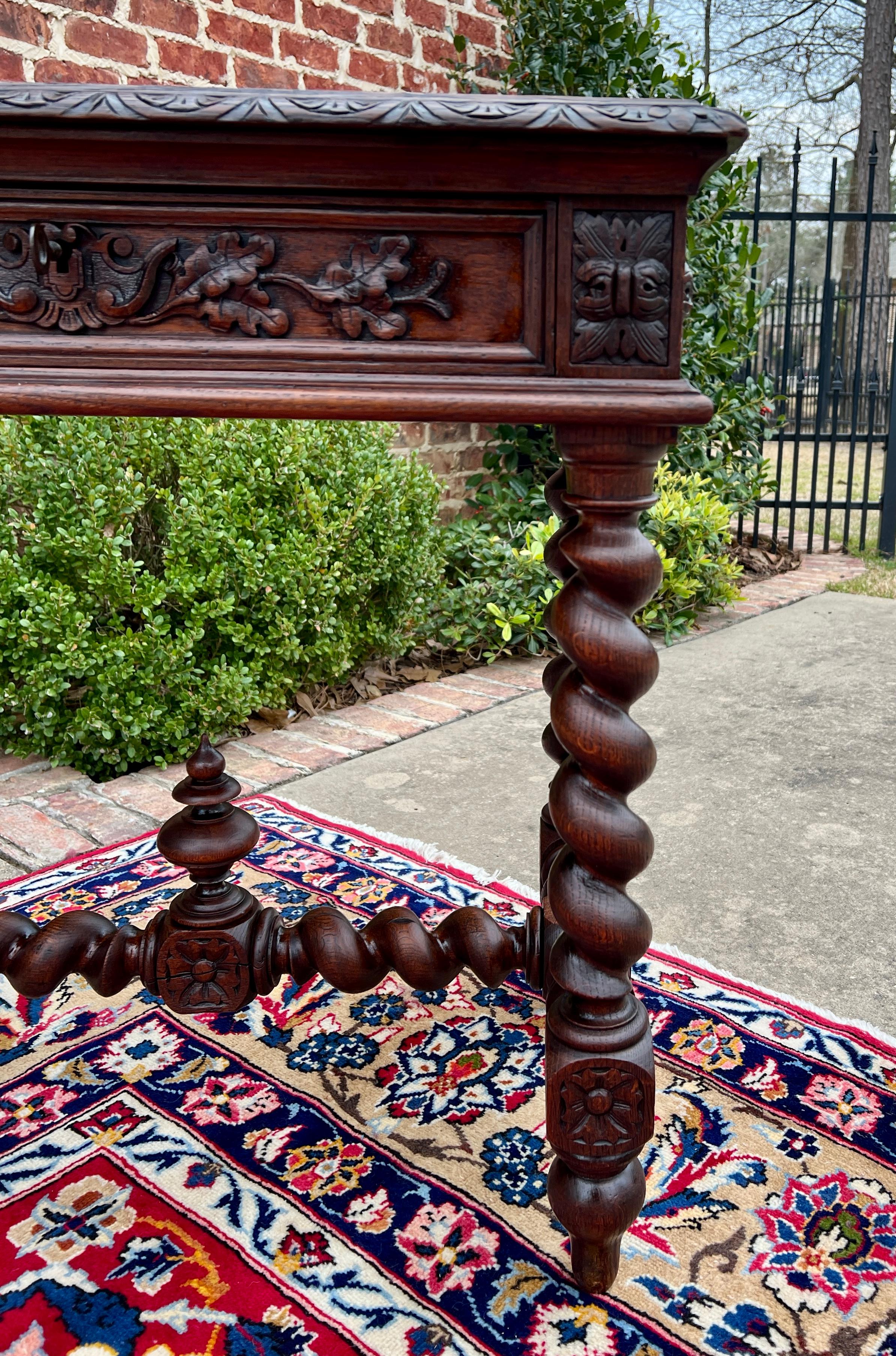 Antique French Escritorio Mesa de Escribir Mesilla de Noche PETITE c/ Cajón Barley Twist Roble en venta 6