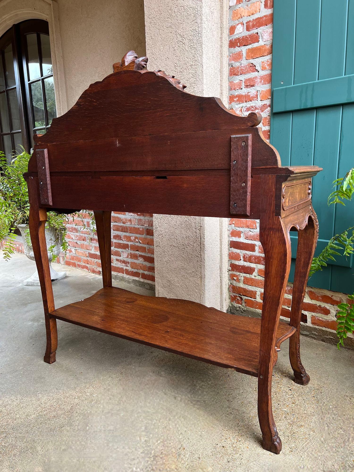 Antikes französisches Dessert-Serviergeschirr- Sideboard aus geschnitzter Tigereiche im Louis-XV-Stil, um 1890 im Angebot 4