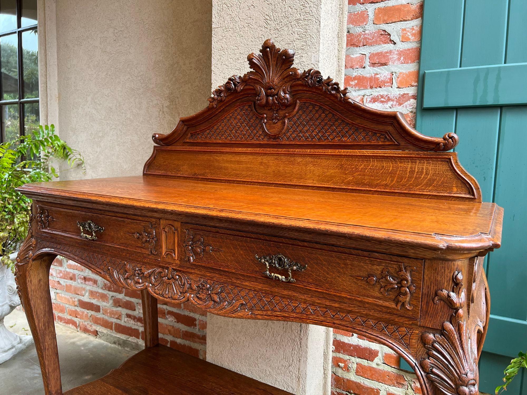 Antikes französisches Dessert-Serviergeschirr- Sideboard aus geschnitzter Tigereiche im Louis-XV-Stil, um 1890 (Abgeschrägt) im Angebot