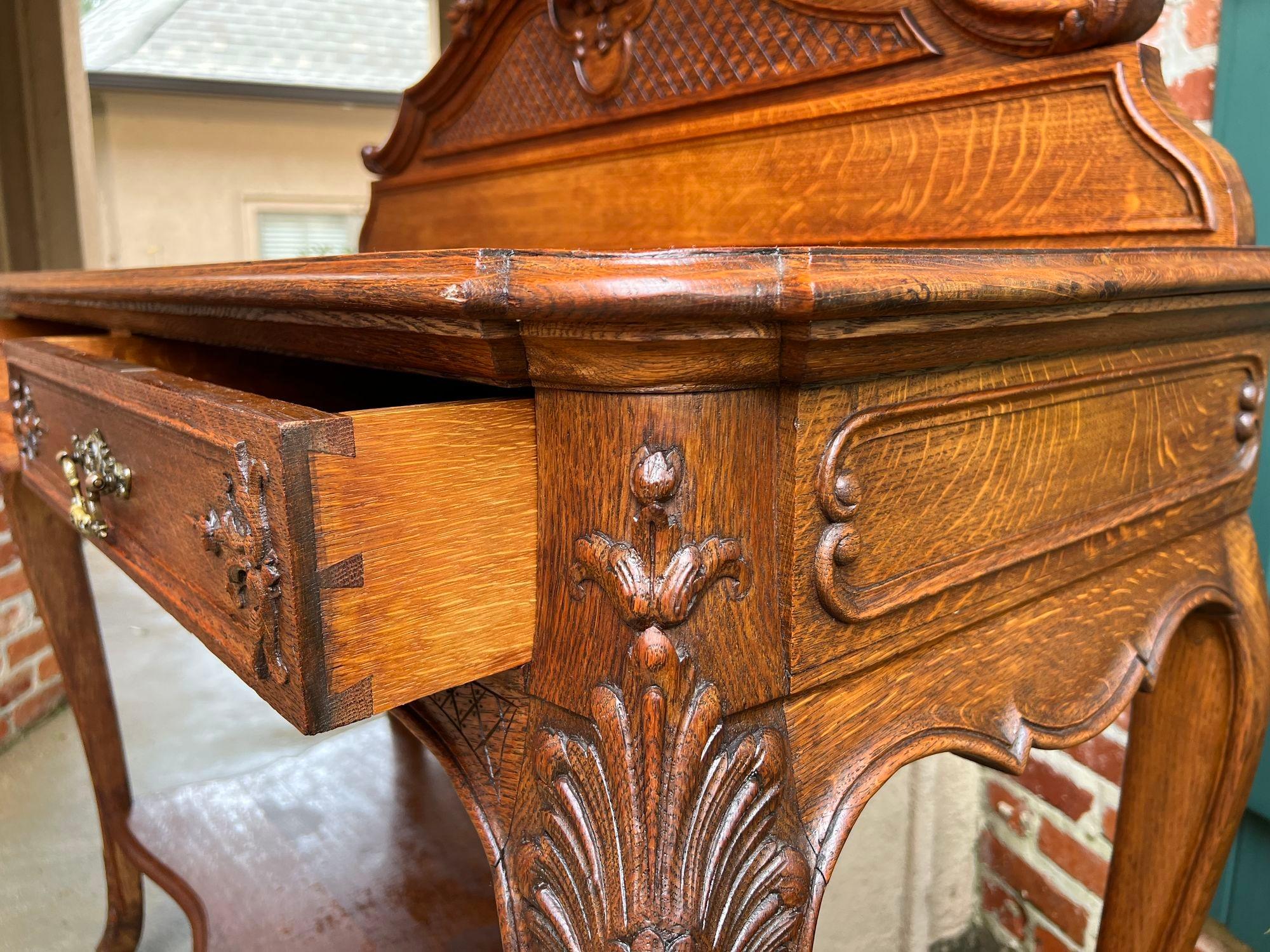 Antikes französisches Dessert-Serviergeschirr- Sideboard aus geschnitzter Tigereiche im Louis-XV-Stil, um 1890 im Angebot 1
