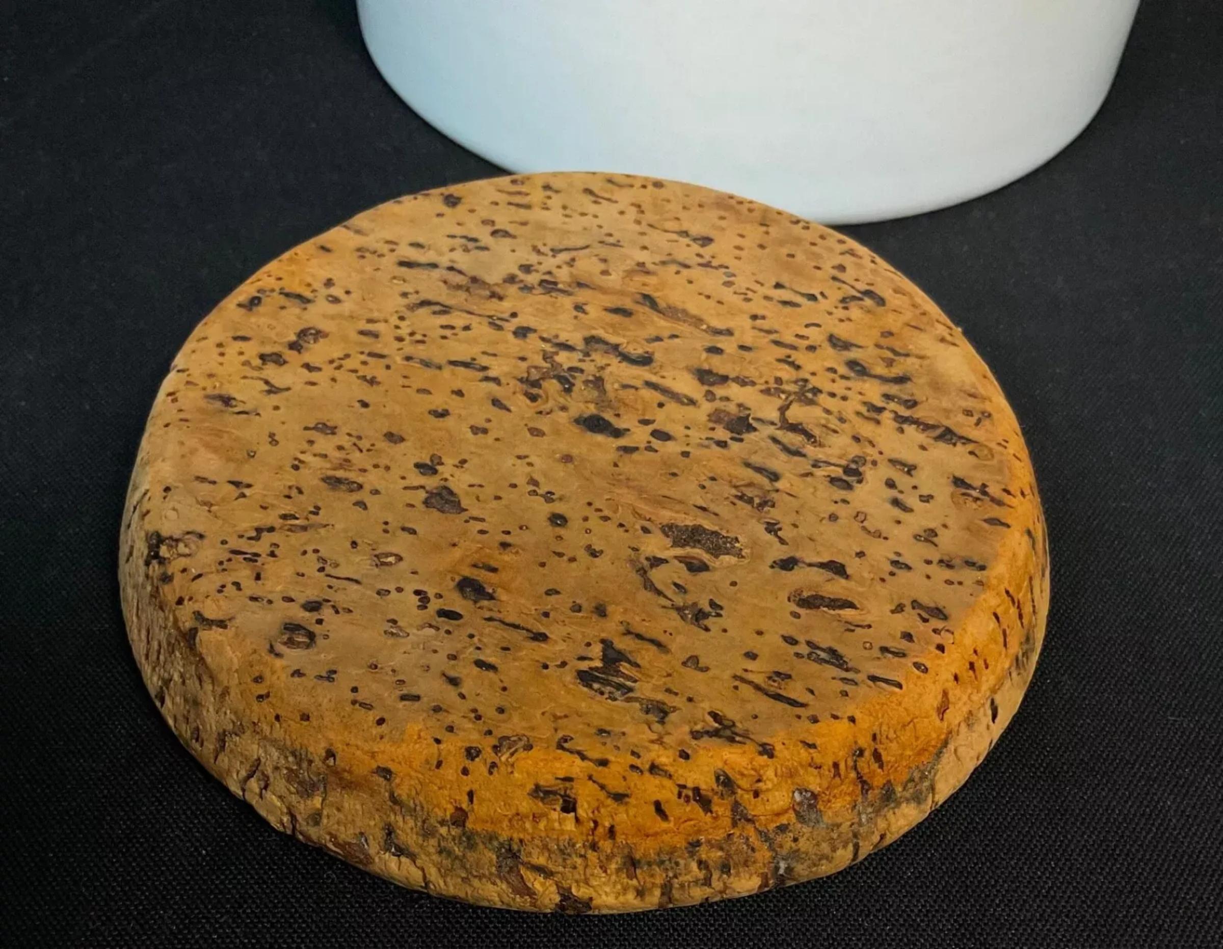 Antique French Desvres Fayence Olive Topf, handgemalte Landhausstil - 2Y614 im Zustand „Gut“ im Angebot in Bordeaux, FR