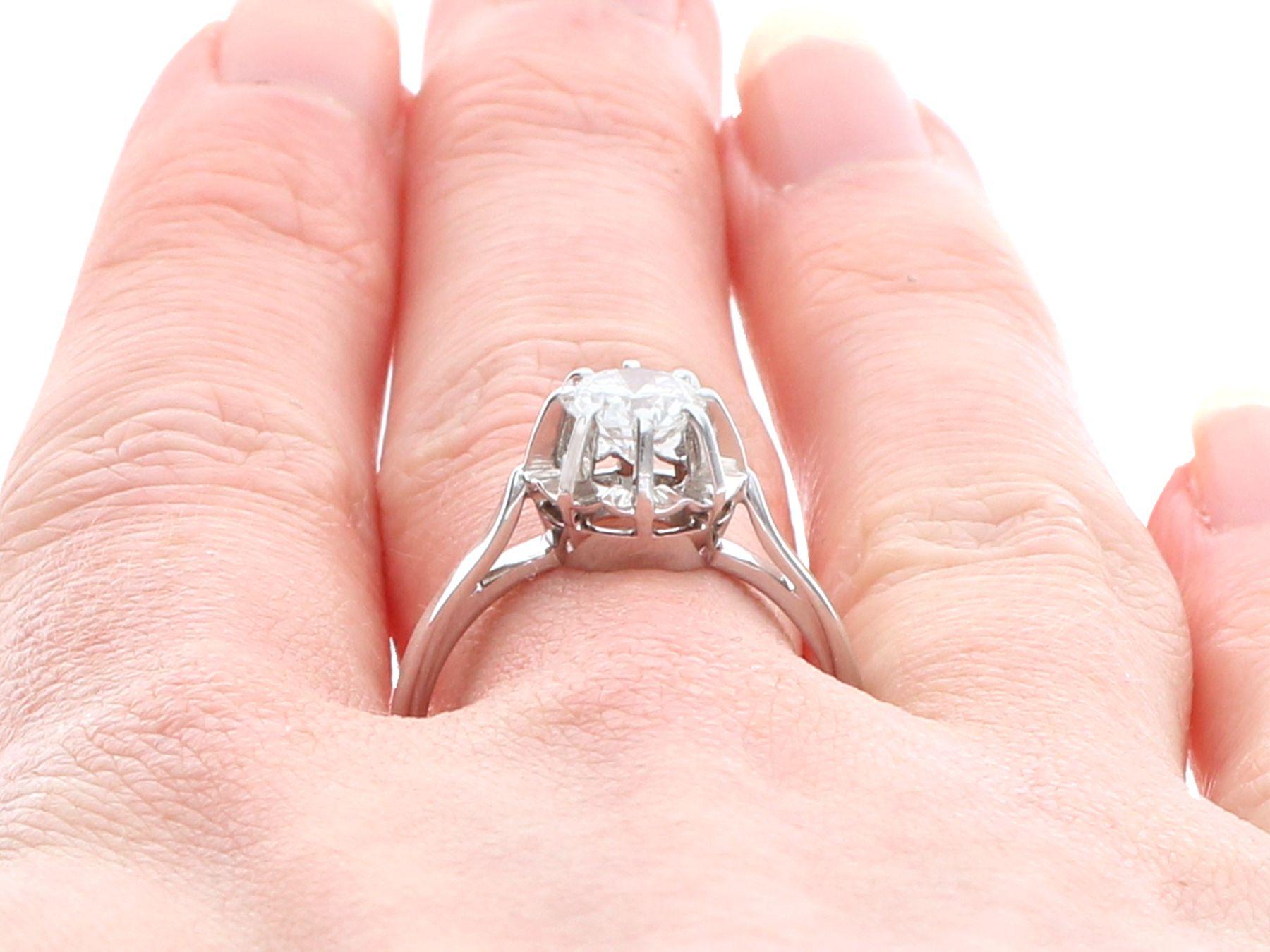 Antique French Diamond and White Gold Solitaire Engagement Ring, circa 1930 For Sale 3