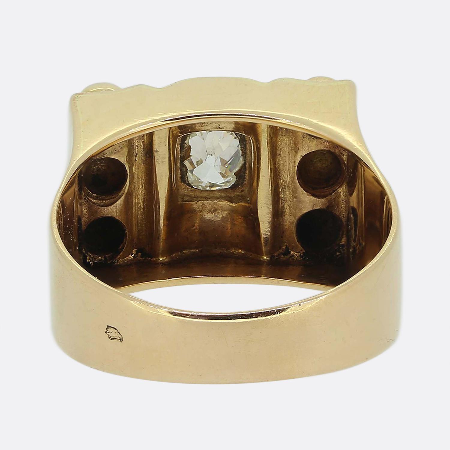 Antiker französischer Diamant-Siegelring (Antiker Kissenschliff) im Angebot