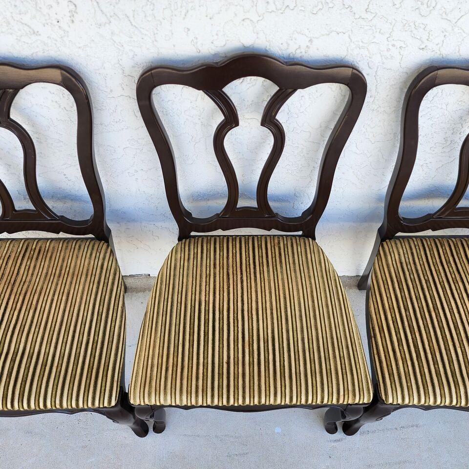 Antique French Dining Chairs Mahogany Set of 4 For Sale 3