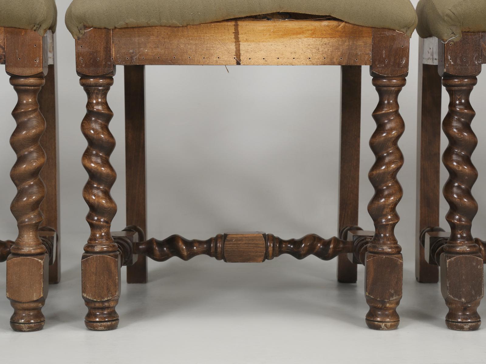 Antique French Dining Room Chairs, Barley Twist Legs, Requiring New Upholstery In Fair Condition In Chicago, IL