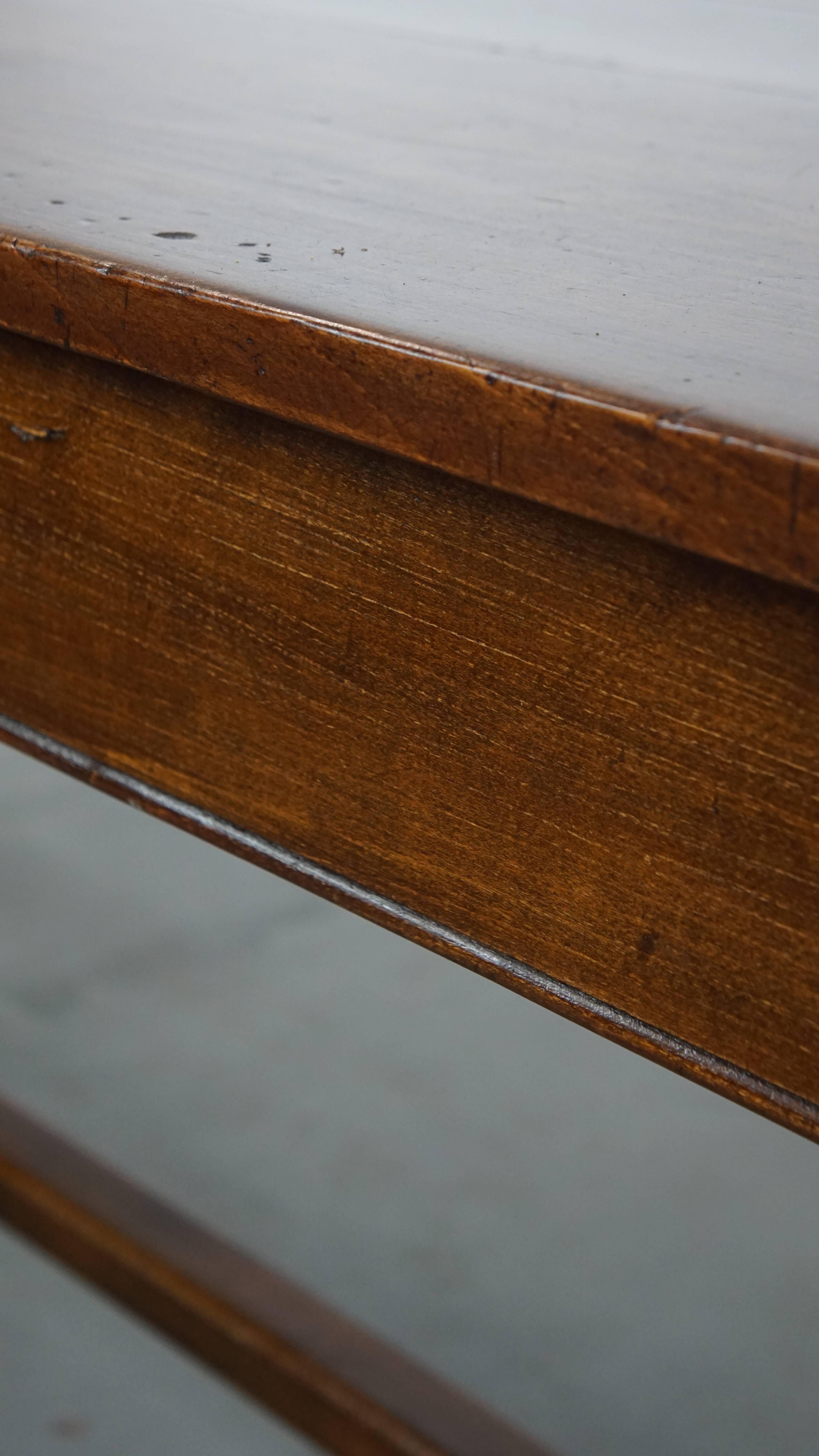 Antique French Dining Table in Fruitwood from the 18th Century with 2 Drawers For Sale 10