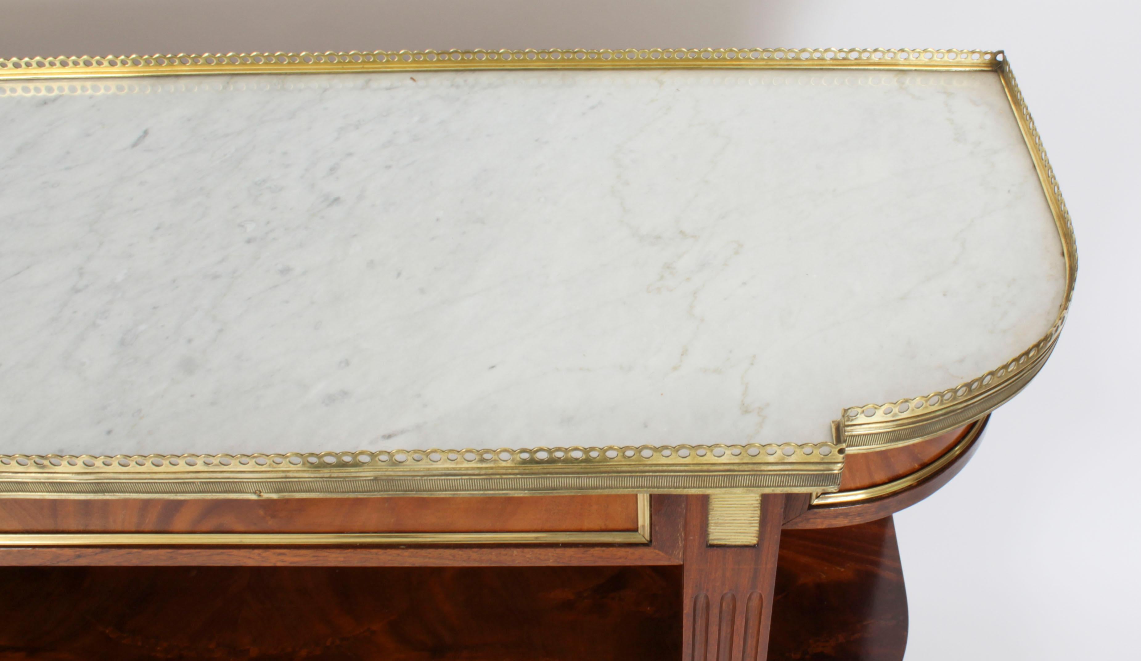 Antiker französischer Directoire Buffet- und Sideboard-Serviertisch, 19. Jahrhundert (Goldbronze) im Angebot
