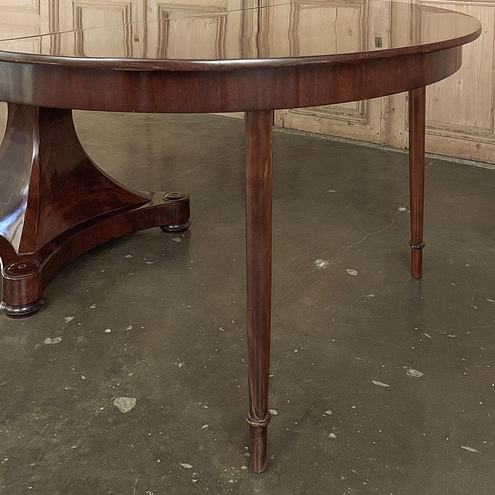 Antique French Directoire Mahogany Banquet Table with 3 Leaves For Sale 5