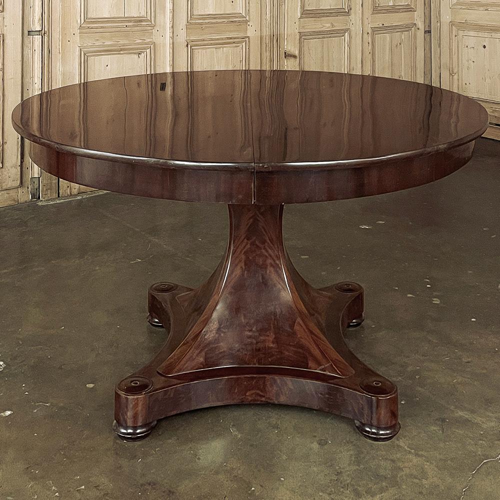Antique French Directoire Mahogany Banquet Table with 3 Leaves For Sale 7