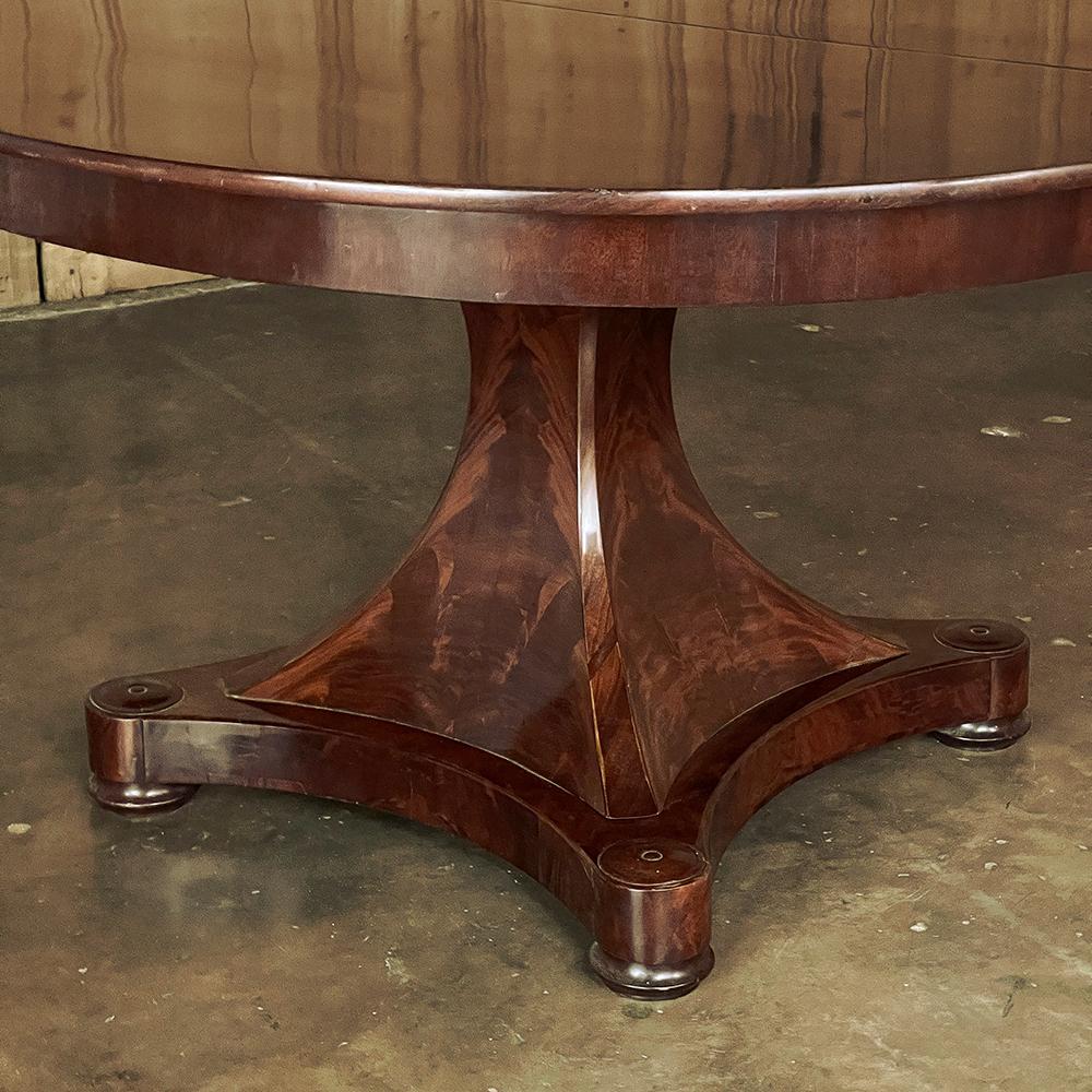 Antique French Directoire Mahogany Banquet Table with 3 Leaves For Sale 12