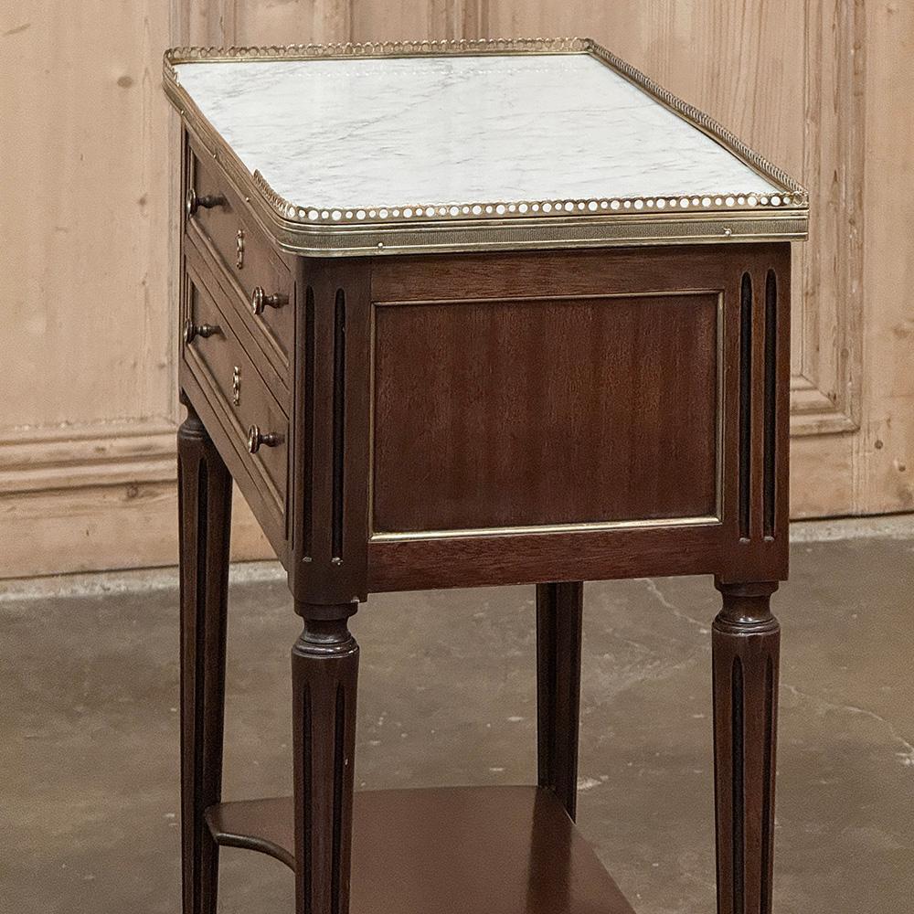 Antique French Directoire Mahogany End Table with Carrara Marble For Sale 8