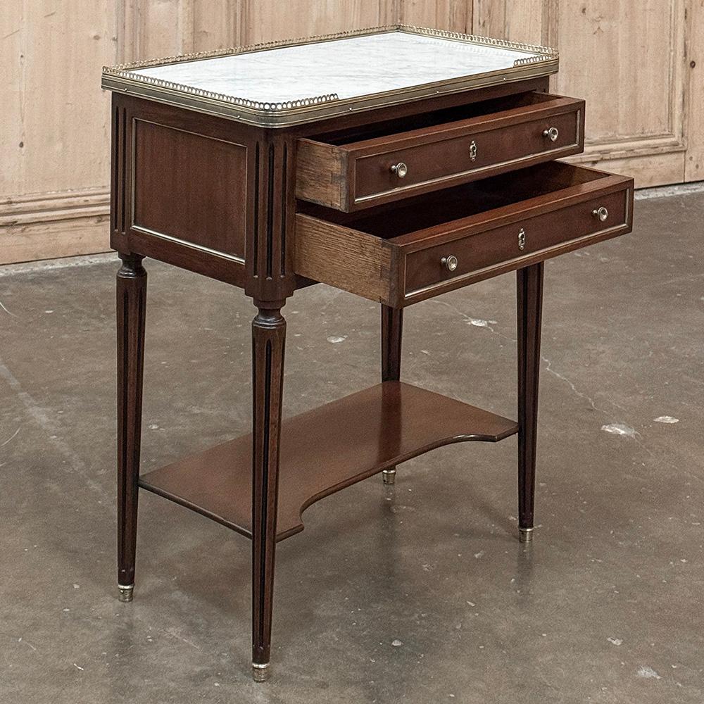 Antique French Directoire Mahogany End Table with Carrara Marble For Sale 10