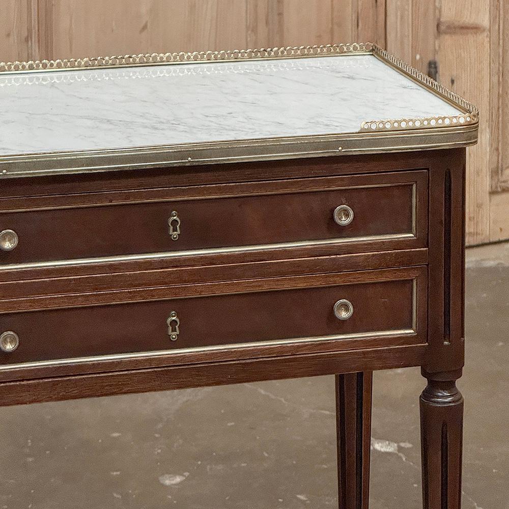 Antique French Directoire Mahogany End Table with Carrara Marble For Sale 2
