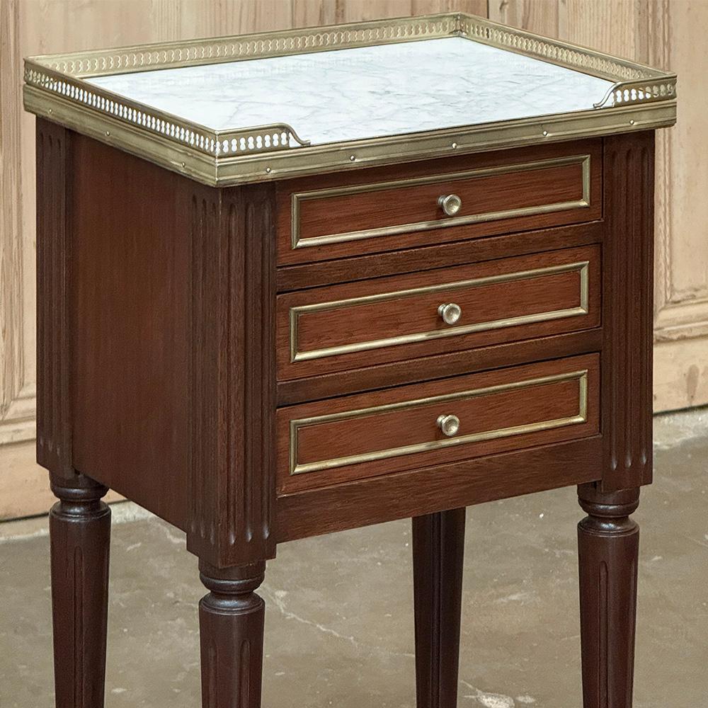 20th Century Antique French Directoire Neoclassical End Table with Carrara Marble For Sale