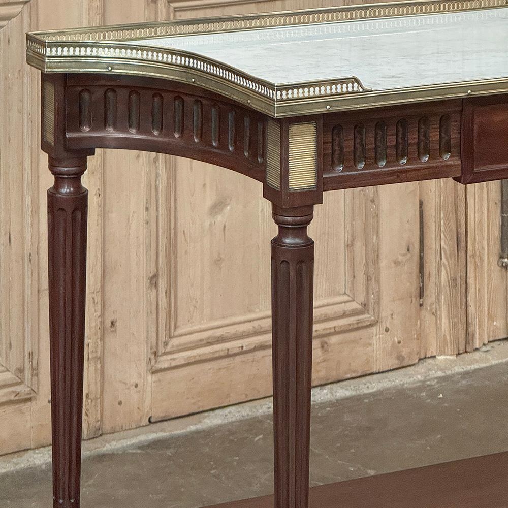Antique French Directoire Consola Neoclásica de Caoba con Mármol de Carrara Hecho a mano en venta