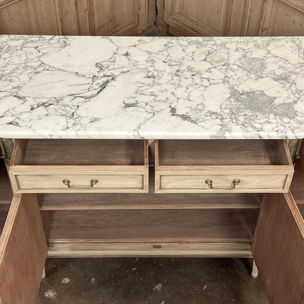 Antique French Directoire Buffet rayado con tapa de mármol de Carrara en venta 10
