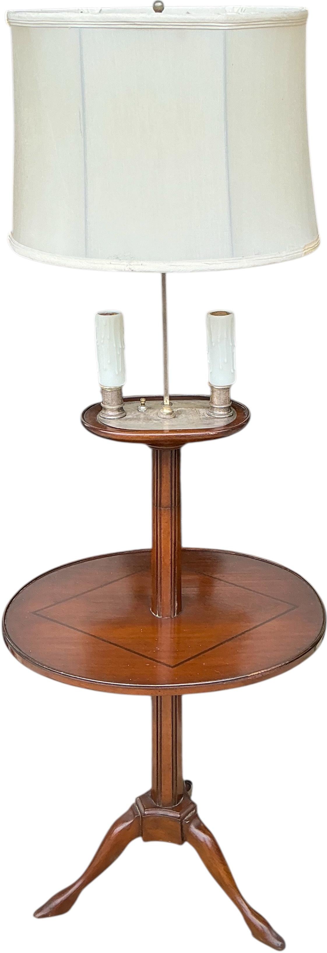 Antique French Directoire Style Floor Lamp W/ Table And Candelabra en vente 4