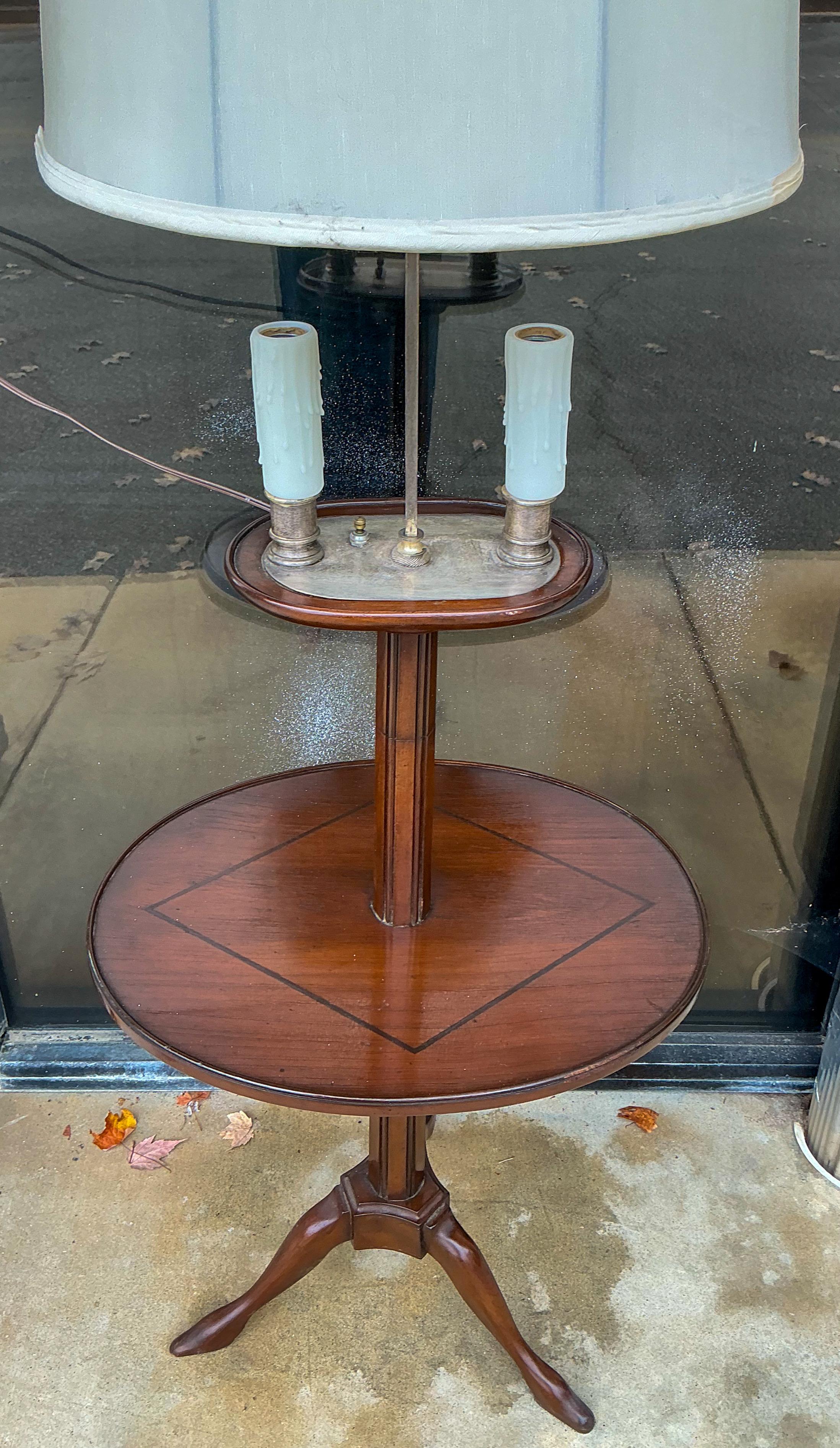 Antique French Directoire Style Floor Lamp W/ Table And Candelabra en vente 2