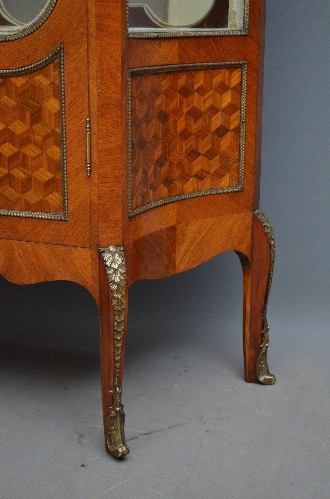 Antique French Display Cabinet in vendita 2