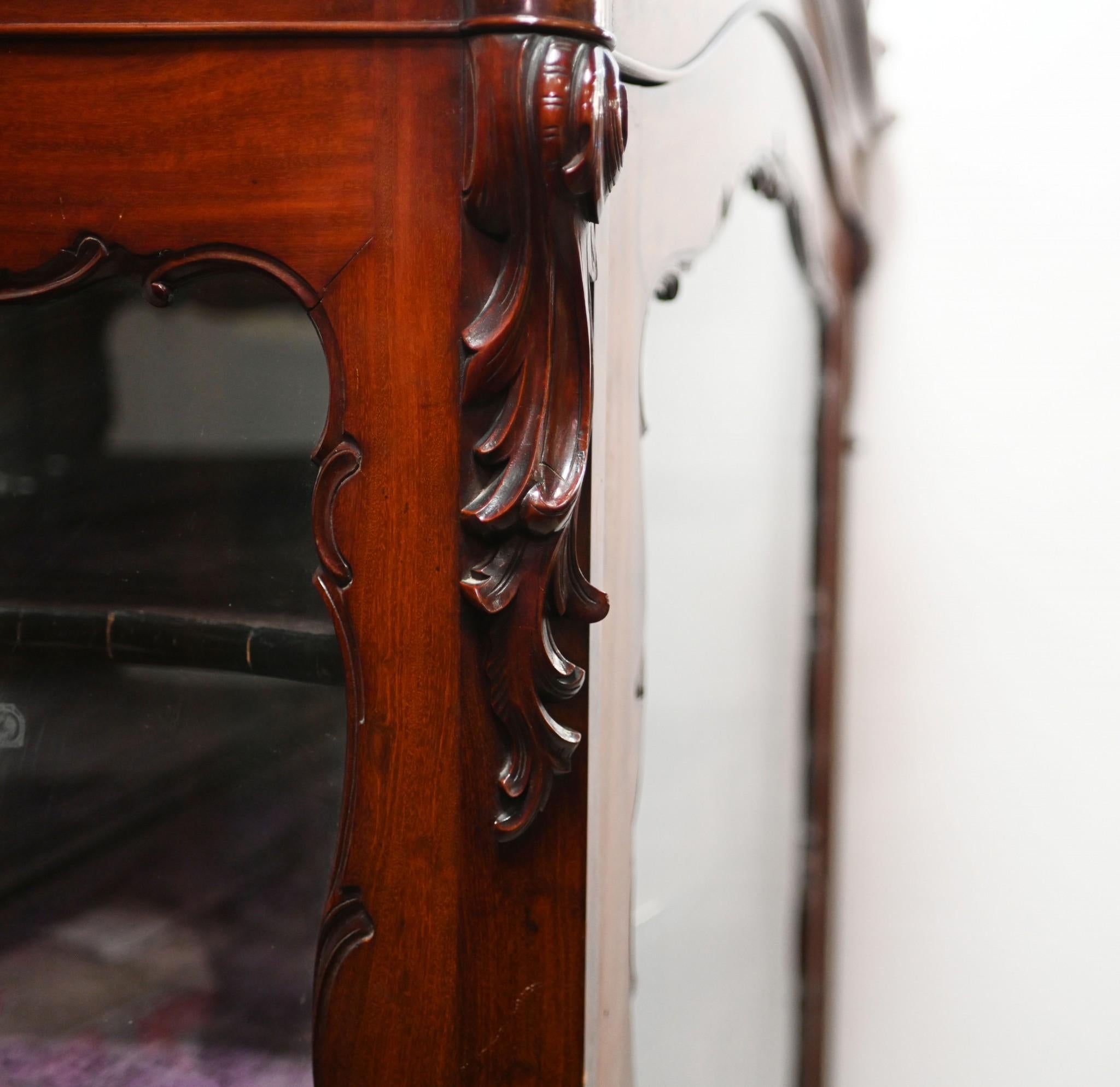 Antique French Display Cabinet Rustic Mahogany Vitrine 1840 in vendita 2