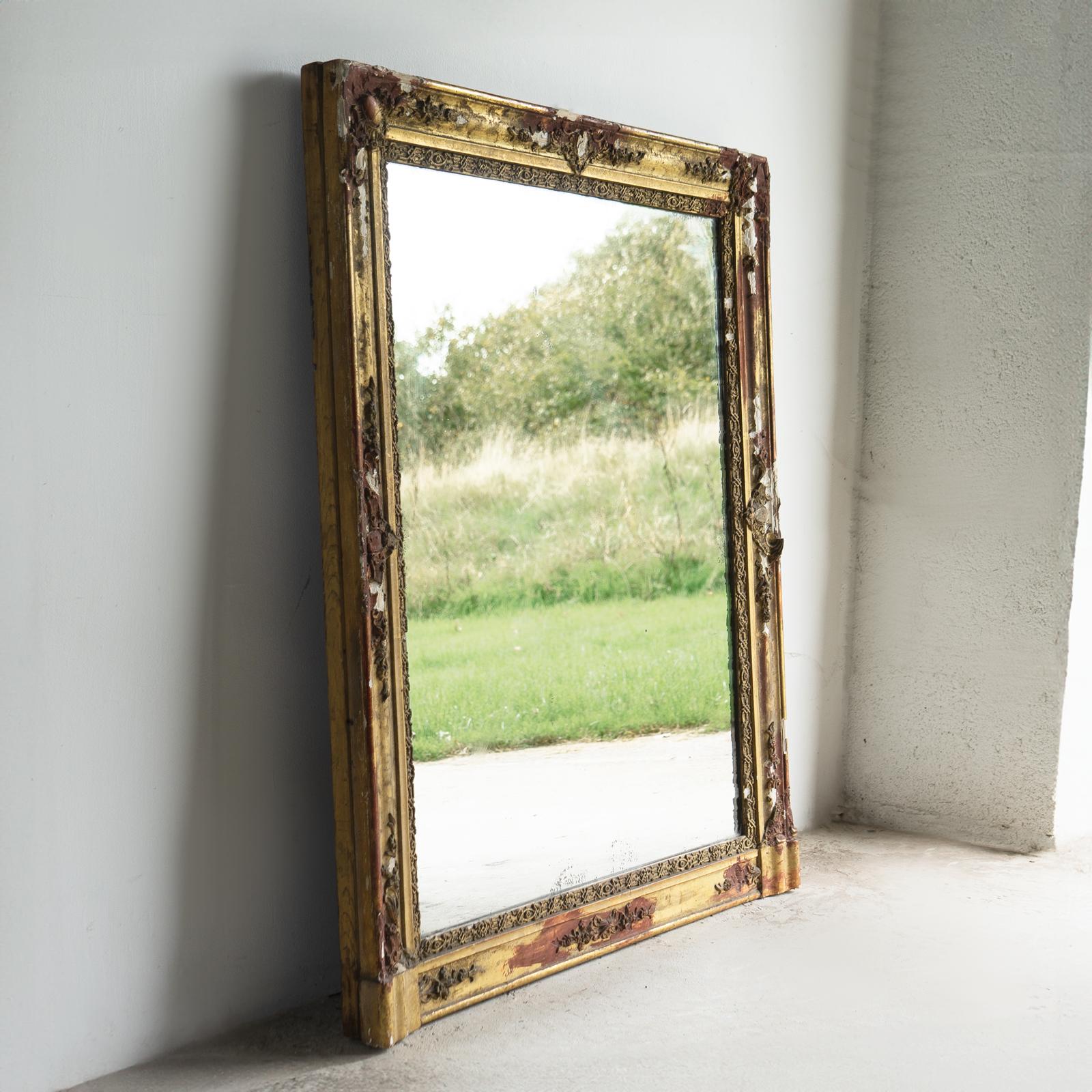 Antique French Distressed Gesso Framed Overmantel Mirror, 19. (Französisch) im Angebot