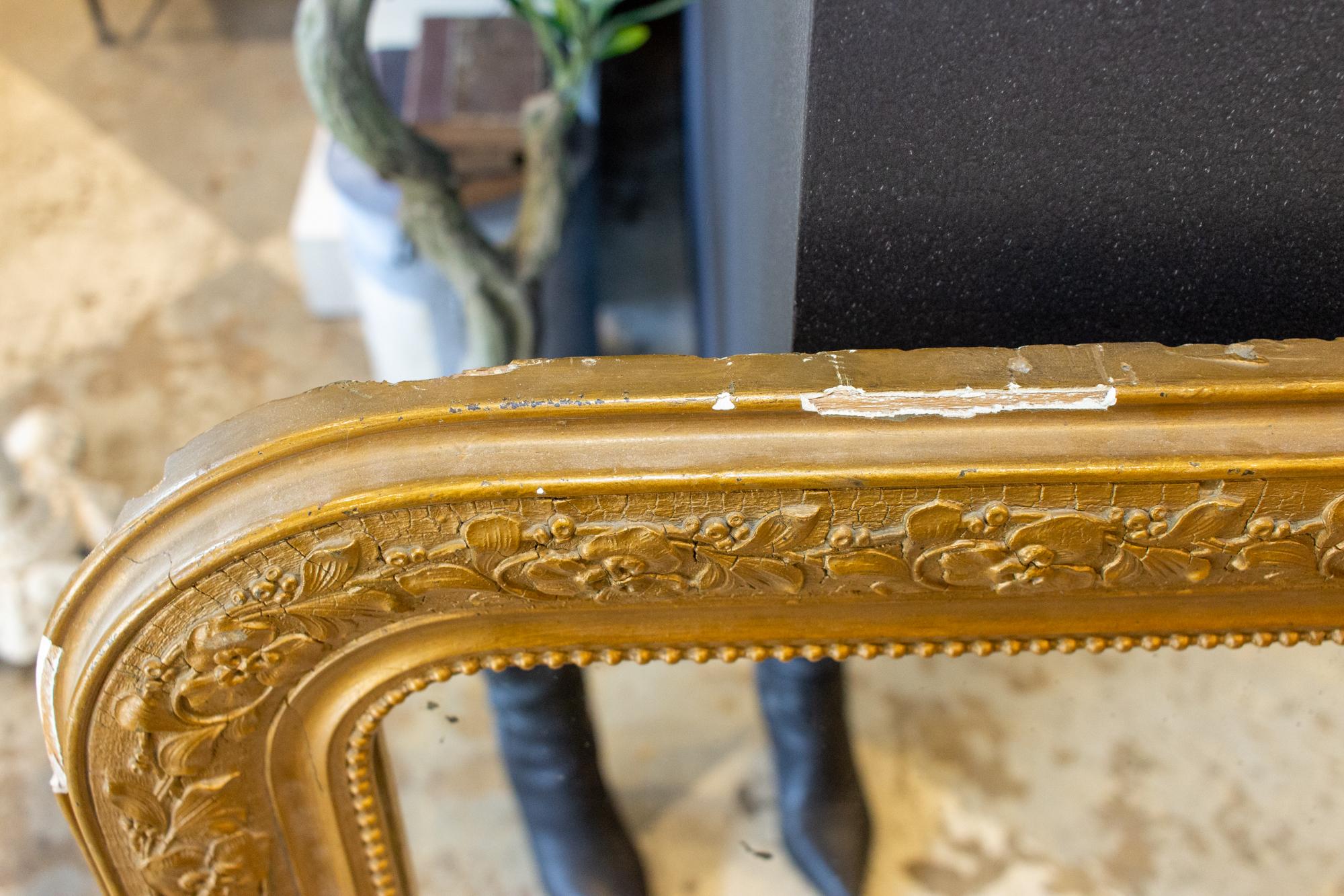 Antique French Distressed Gold Louis Philippe Mirror with Floral Details For Sale 5