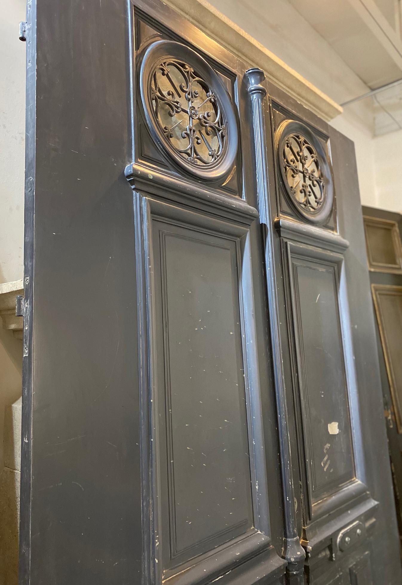 Antique French Doors In Good Condition In Dallas, TX