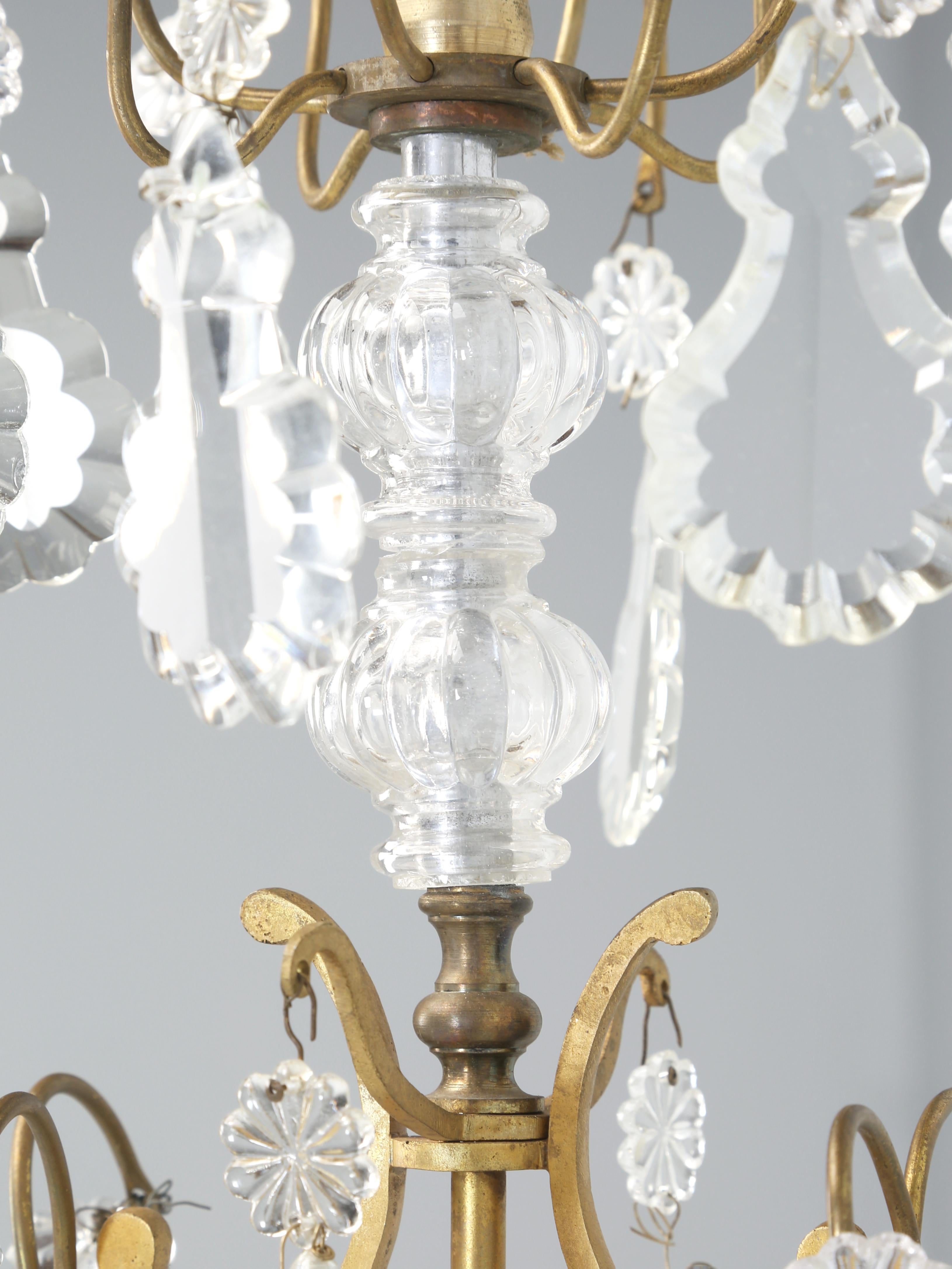 Louis XV Antique French Doré Bronze Exquisite Chandelier Set Up for Candles Mid-1800s  For Sale
