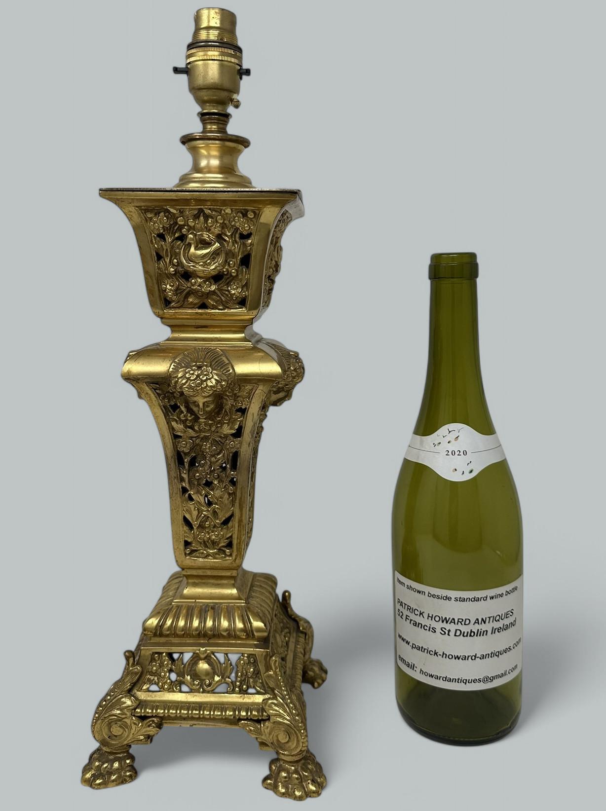Antique French Doré Bronze Neoclassico Ormolu Gilt Lampada da tavolo elettrica 3