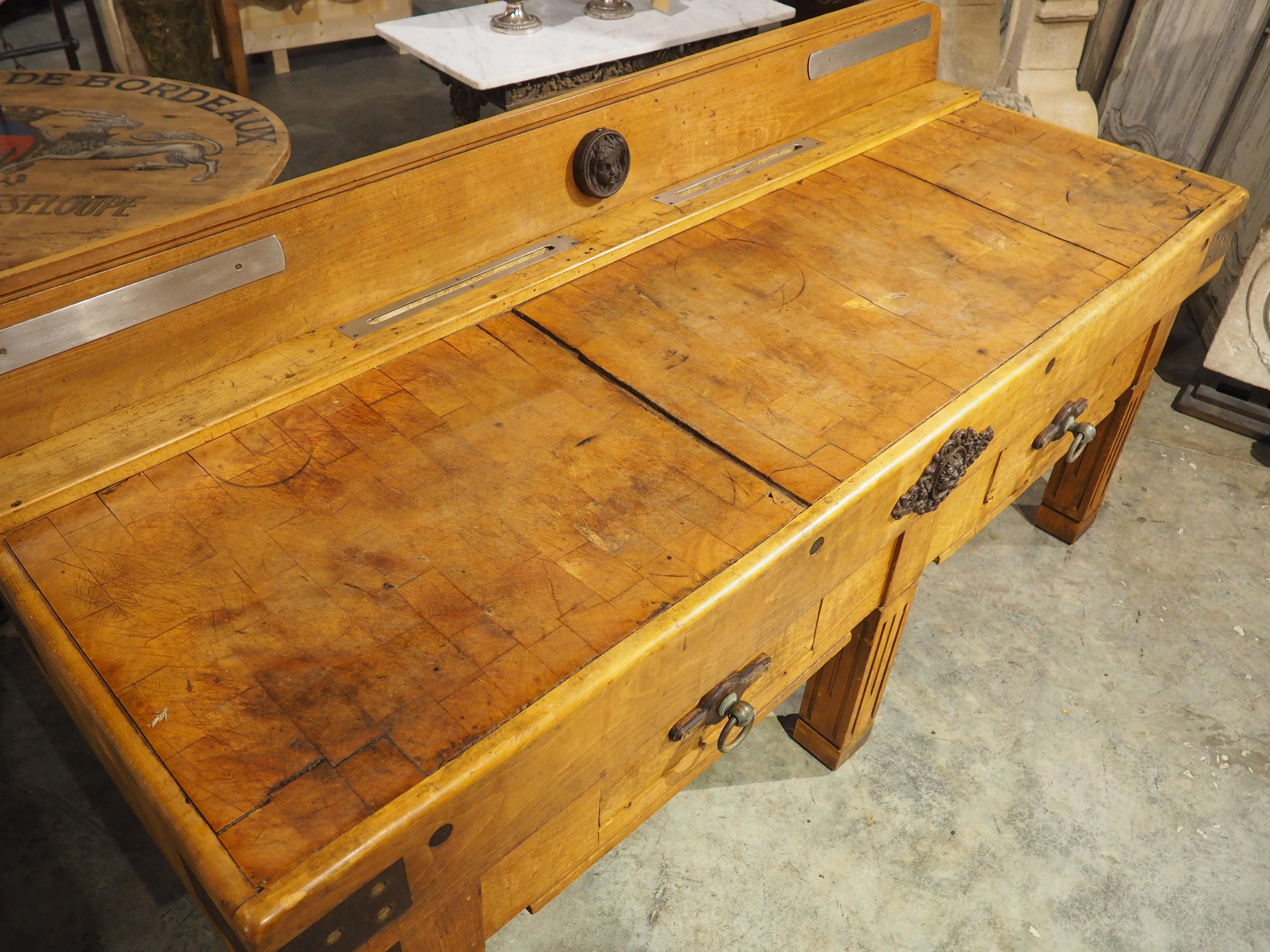 Antique French Mesa Doble de Bloque de Carnicero con Monturas de Hierro, Circa 1920s en venta 1
