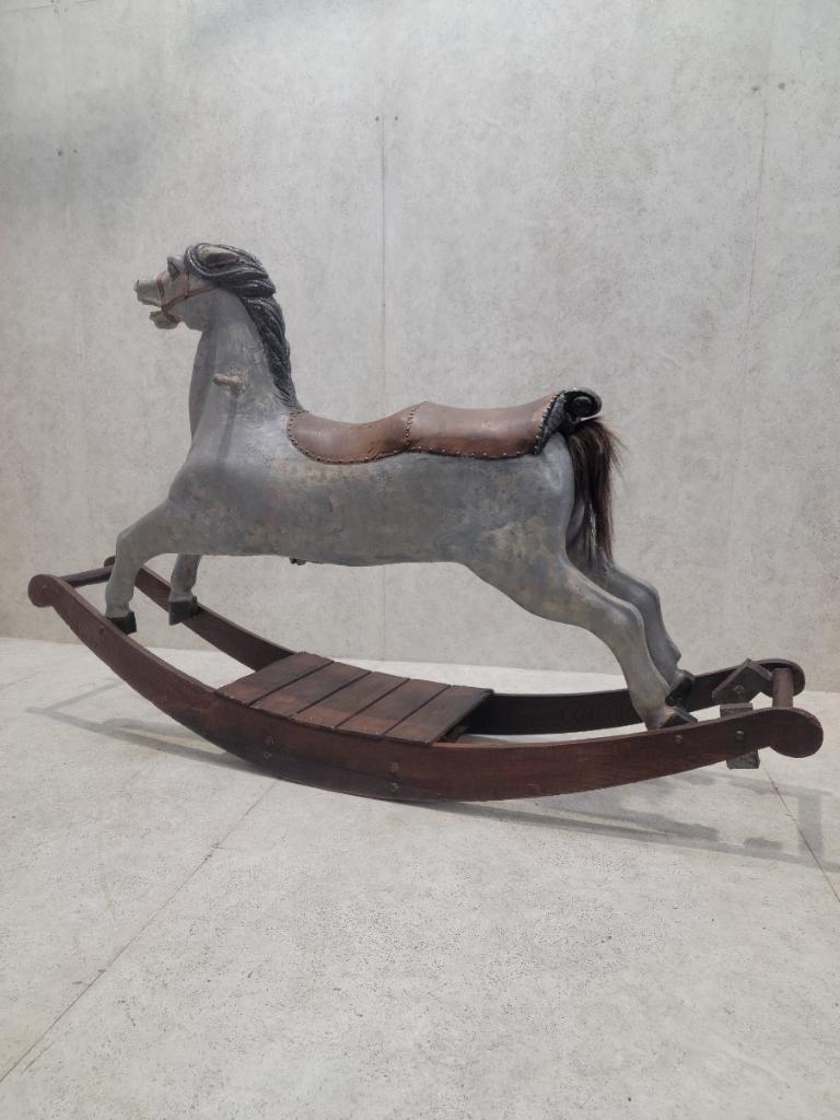 Belle Époque Carrousel à bascule à deux places anciennement français en vente