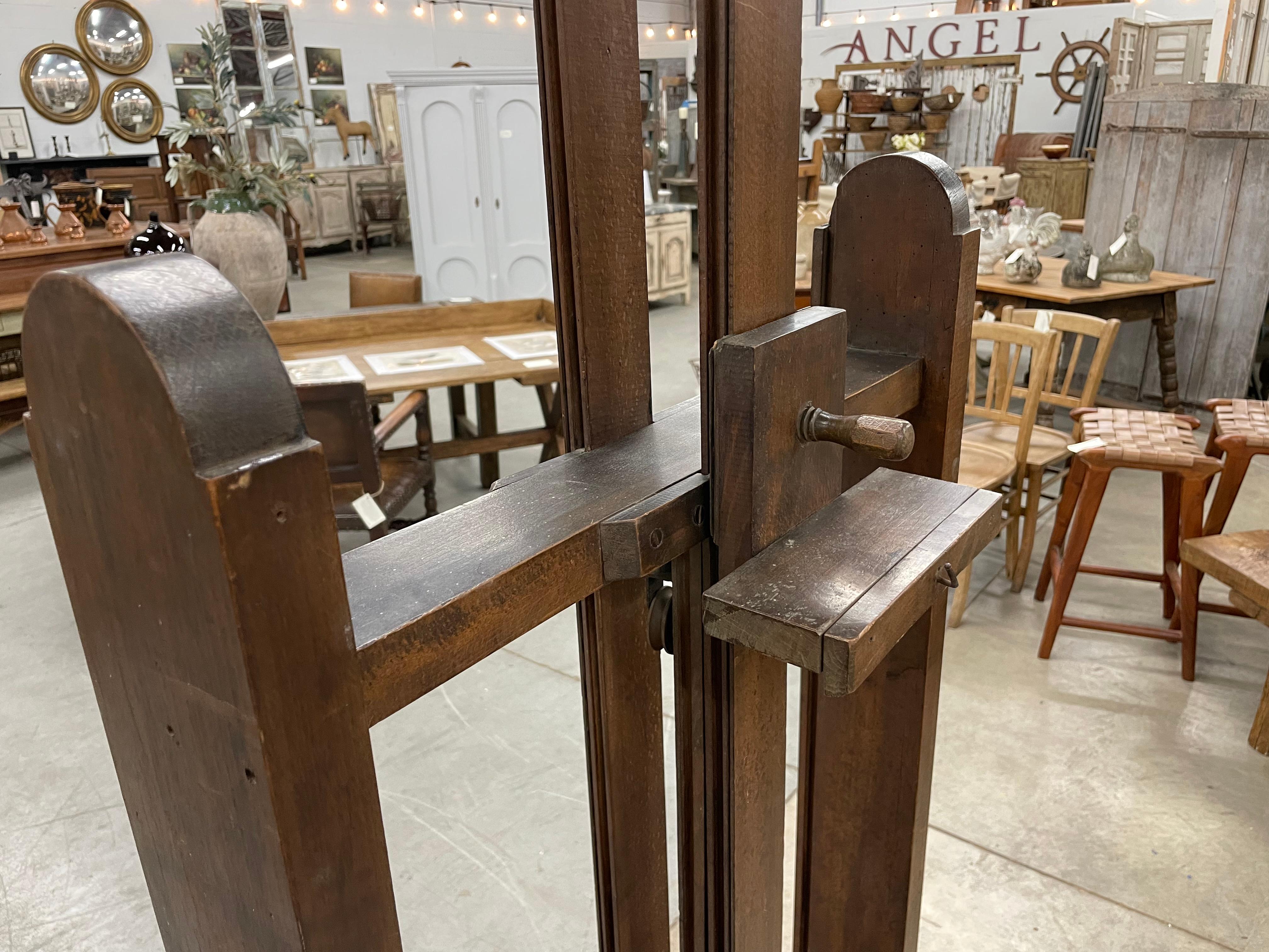 Antique French Double Sided Artist Easel In Good Condition In Calgary, Alberta