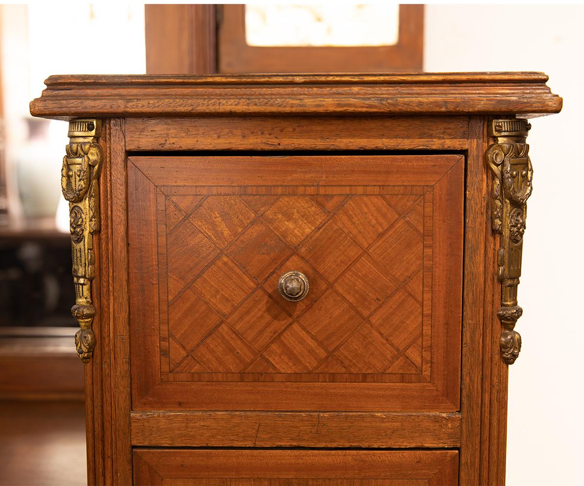 Beveled Antique French Dressing / Vanity Table For Sale