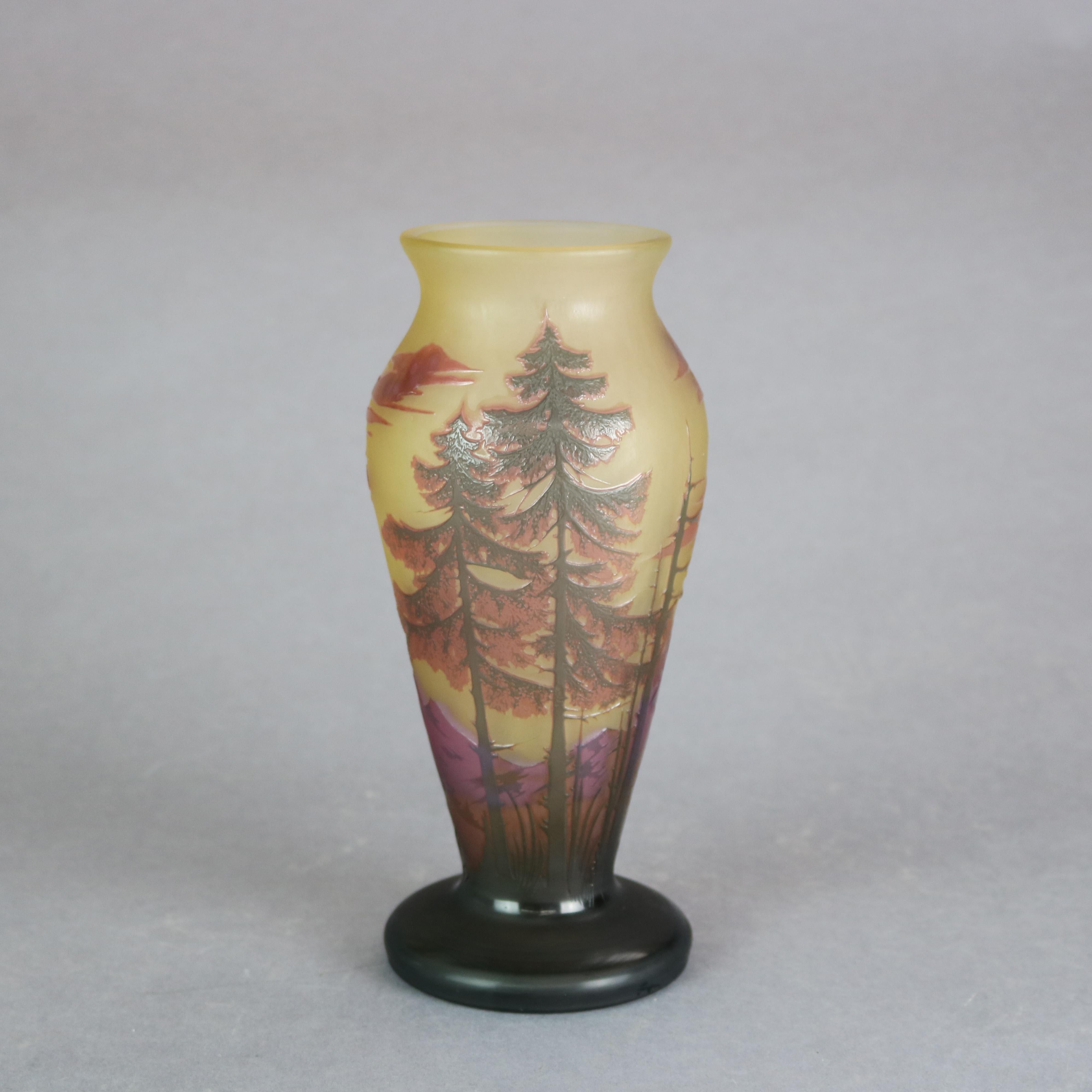 Antique French Dumochelle Cameo Cutback Landscape Art Glass Vase, circa 1900 4
