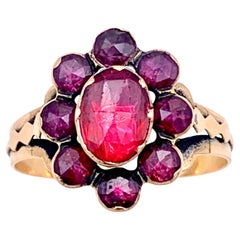Antique French Early Nineteenth Century 18 Karat Gold Ring Garnets of Perpignan
