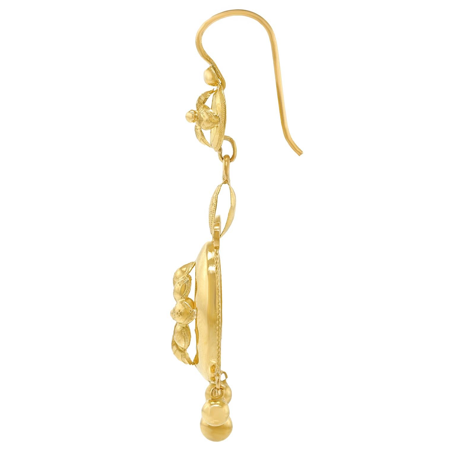 Boucles d'oreilles françaises anciennes en vente 2