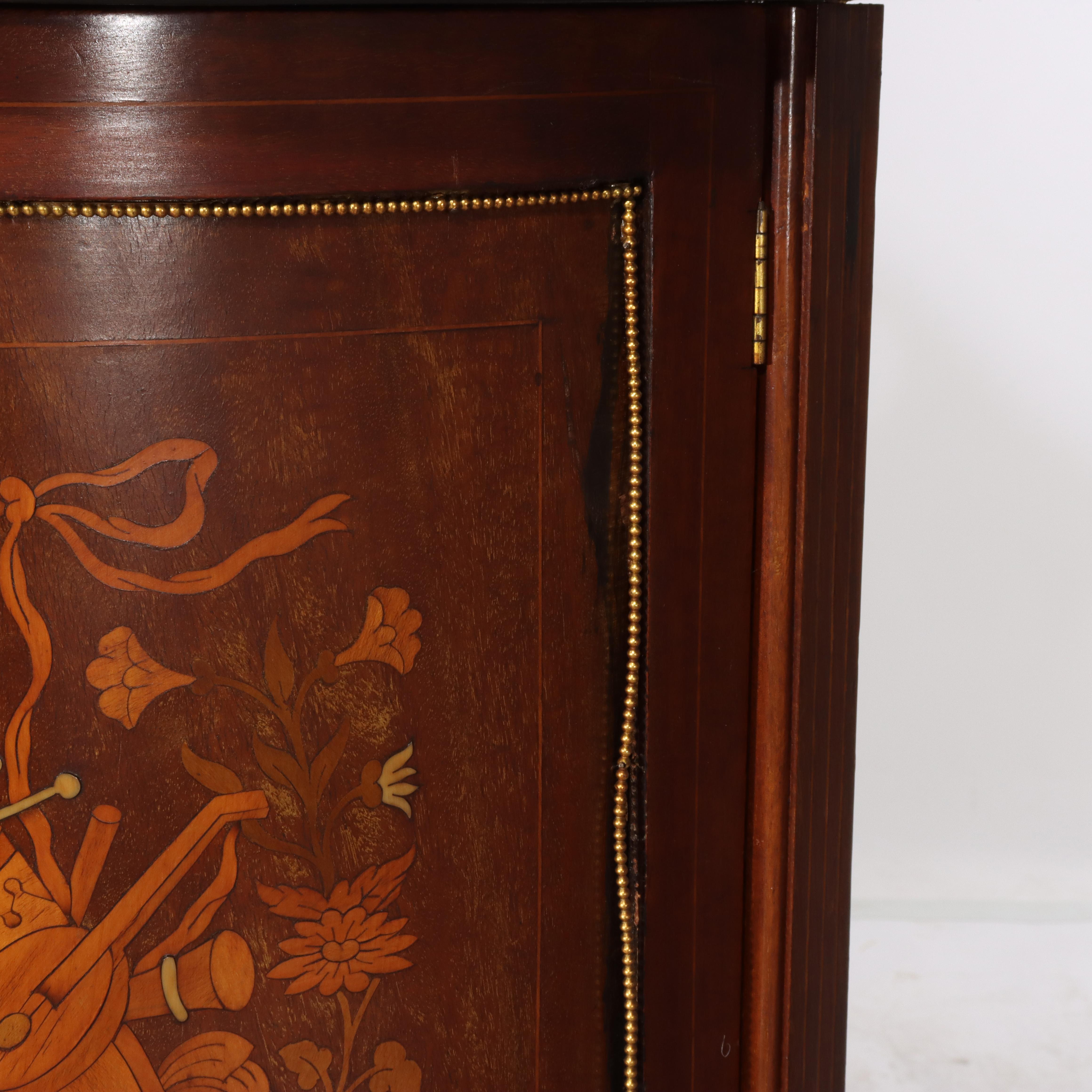 XIXe siècle Cabinet de curiosité en bois de rose ébonisé, marqueterie et bronze doré, Antique French C1890 en vente