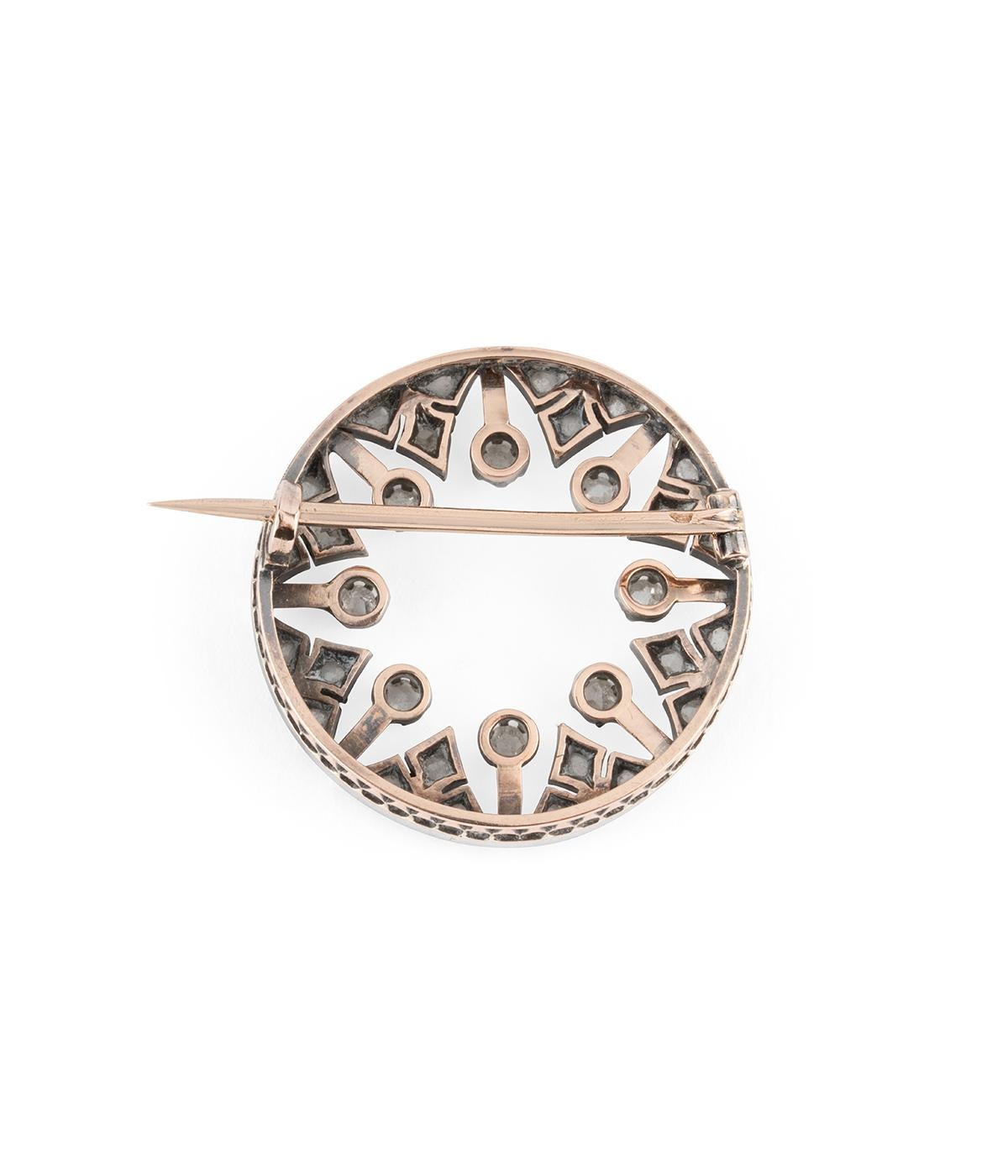 Broche édouardienne française ancienne en or rose 18 carats, argent et diamants en vente 2