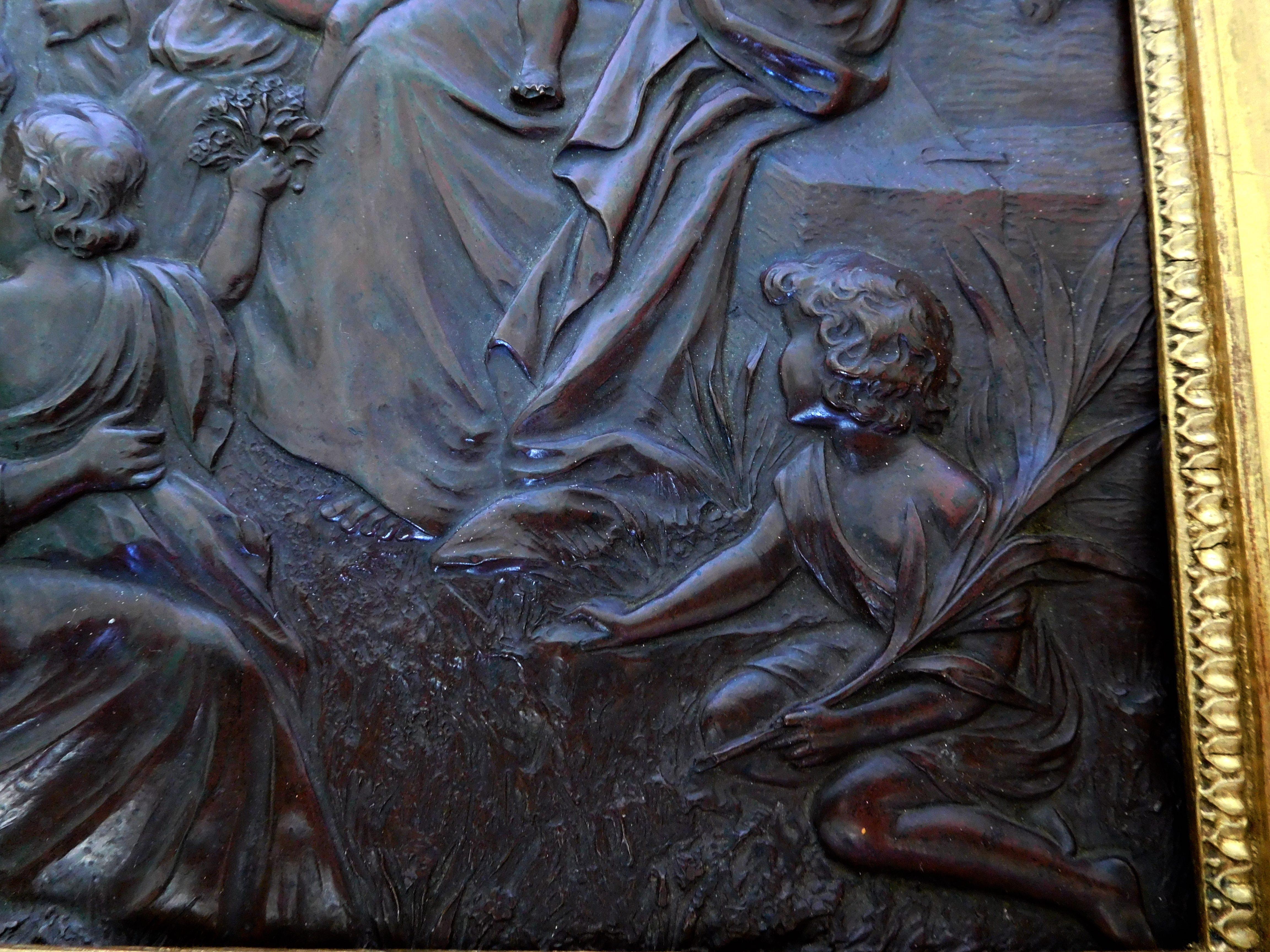 Restauration Plaque de cuivre gaufrée dans un cadre en bois doré, début du 19e siècle, vers 1820 en vente