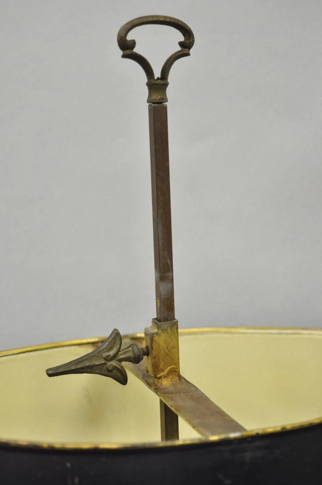 Antique lampe à poser Empire en métal noir et doré avec abat-jour en vente 7