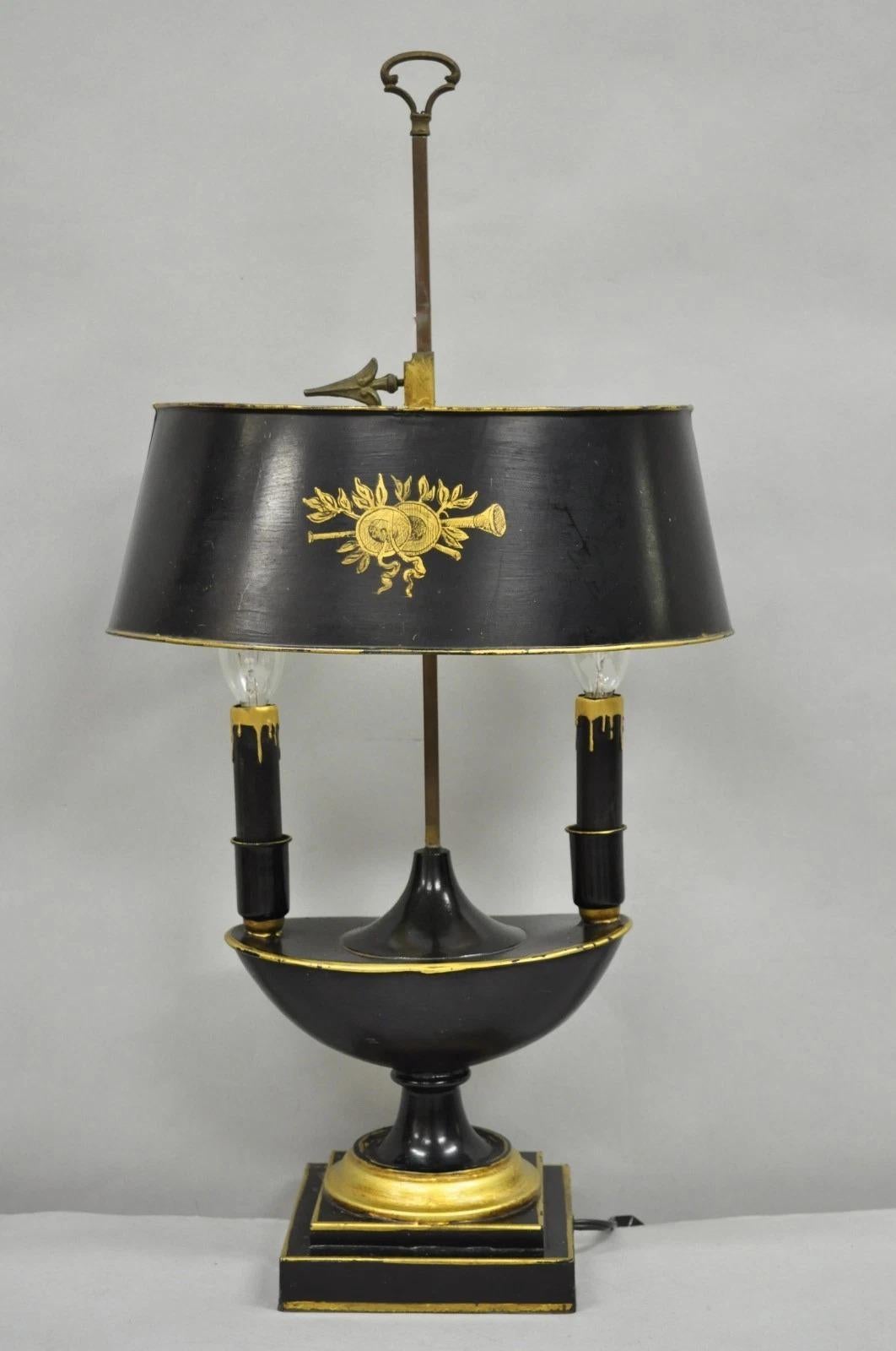 Antique lampe à poser Empire en métal noir et doré avec abat-jour en vente 8