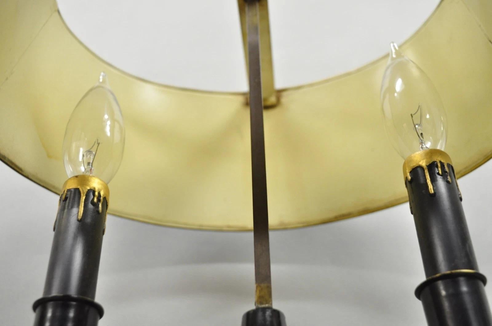 Antique lampe à poser Empire en métal noir et doré avec abat-jour en vente 1